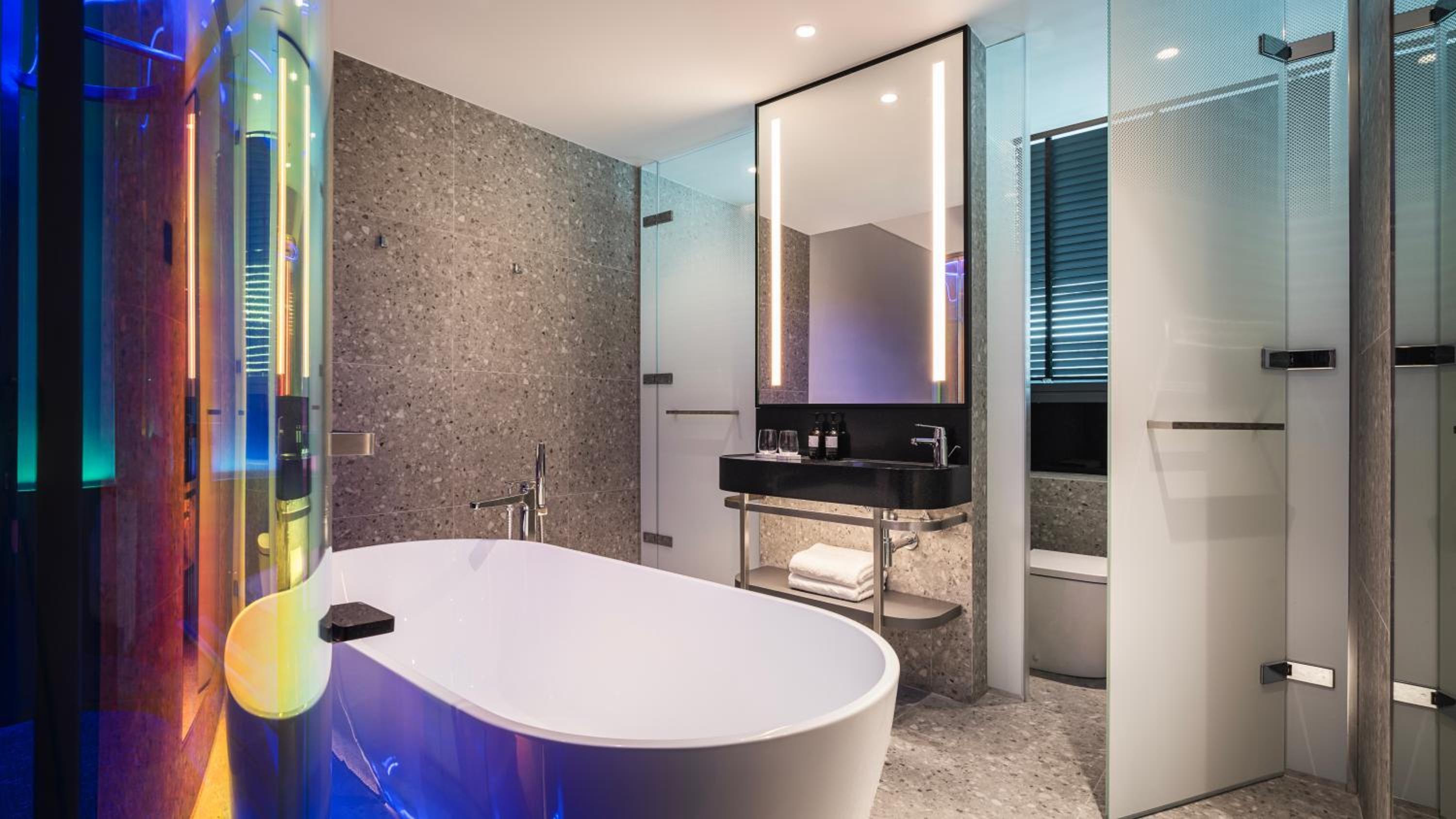 Executive King Room - MAX 6 Hours Stay