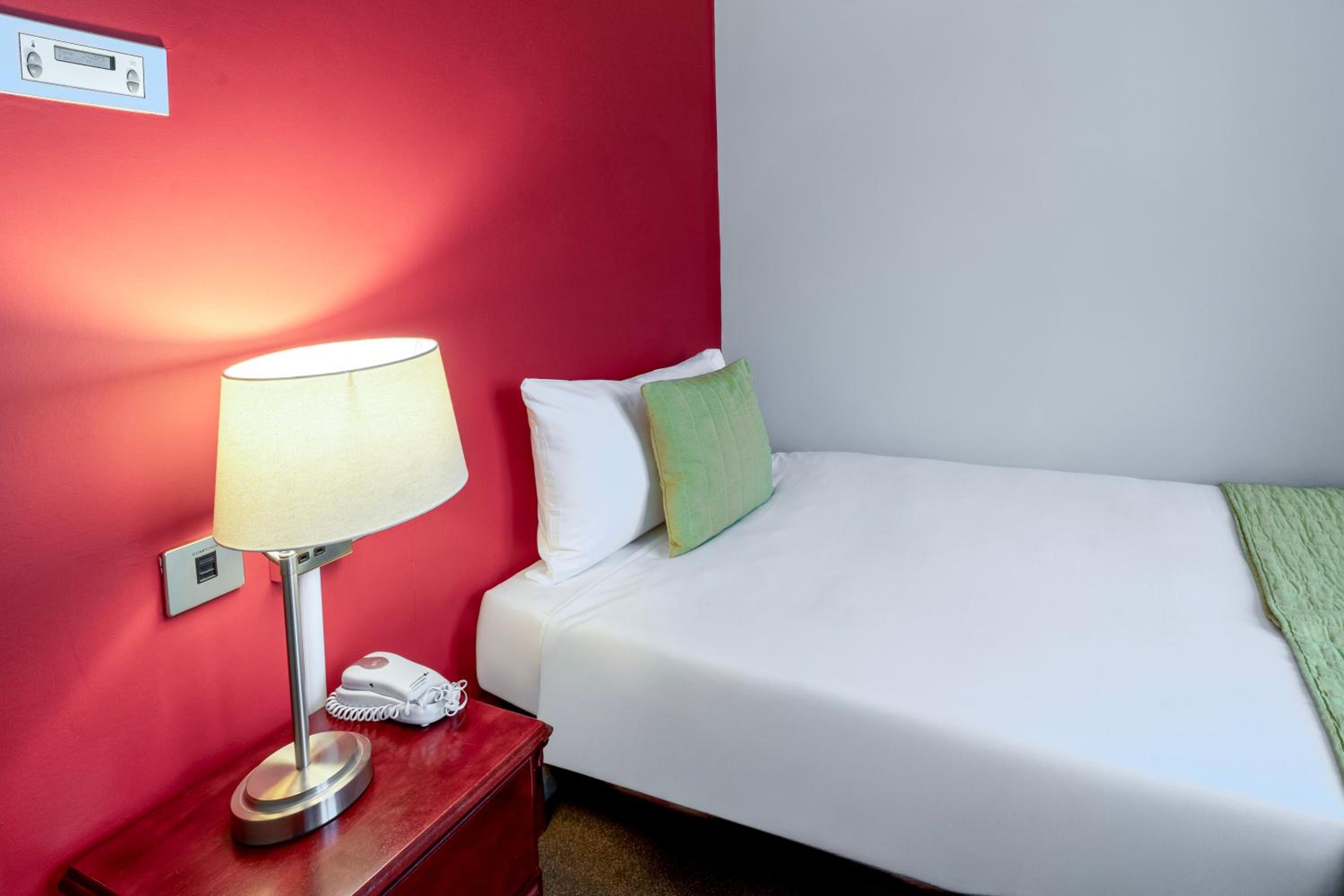 Standard Single Room photo 2