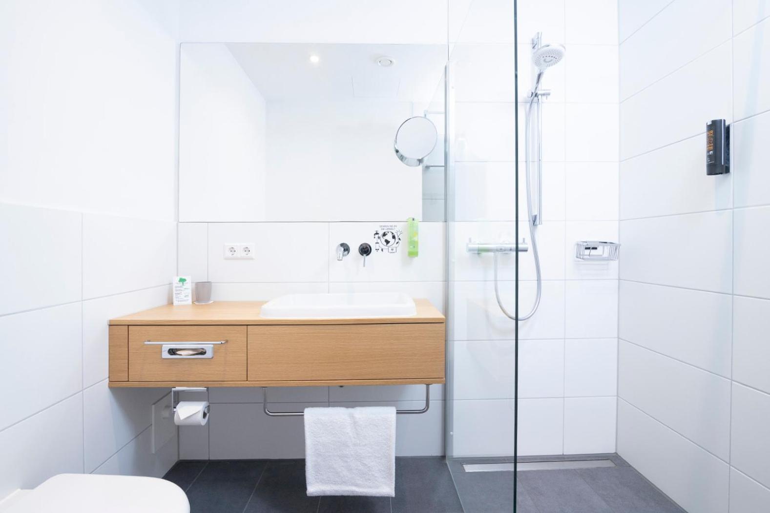 Double or Twin Room photo 2