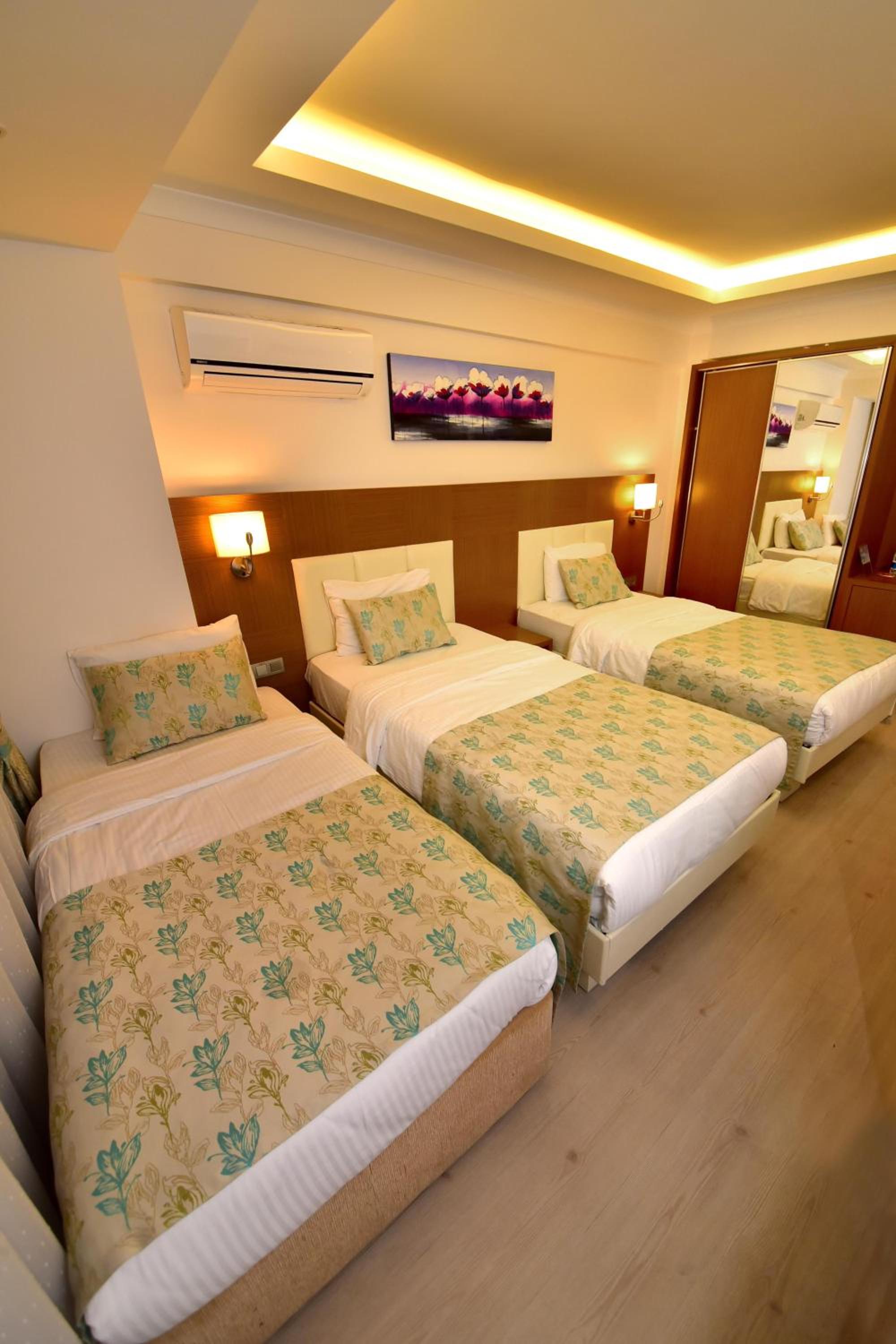 Comfort Triple Room - Photo 1