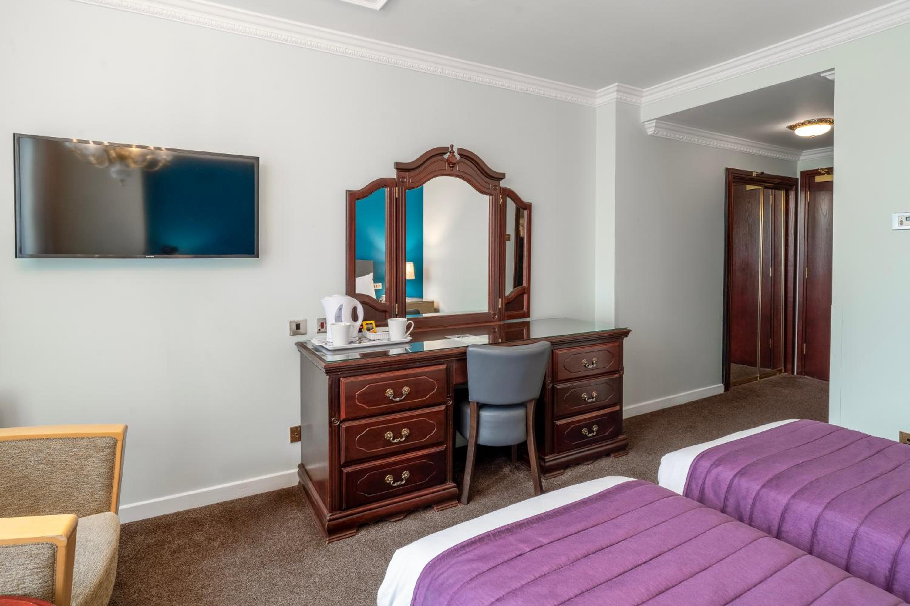 Standard Twin Room photo 3