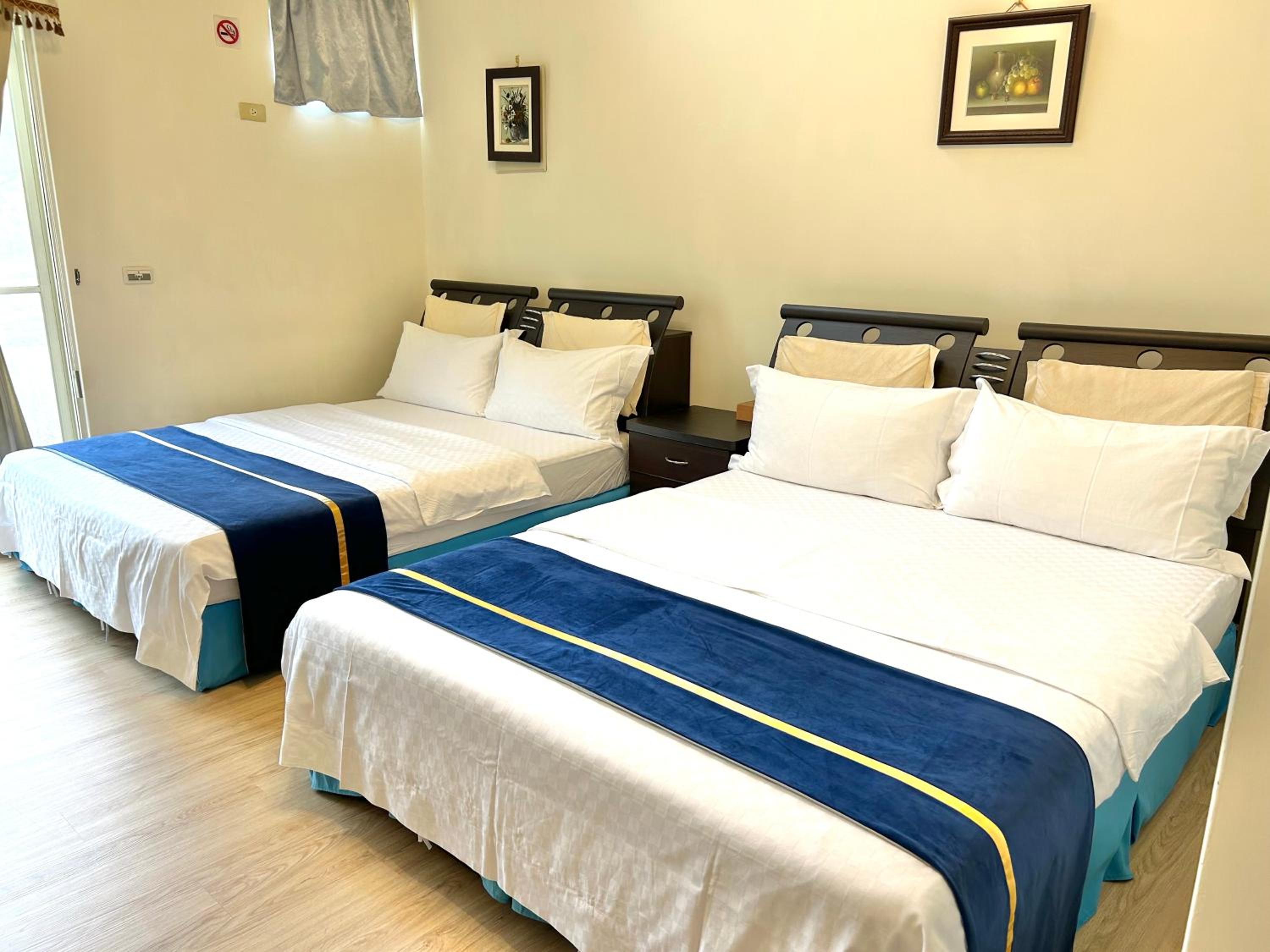 Standard Double or Twin Room with Balcony photo 3