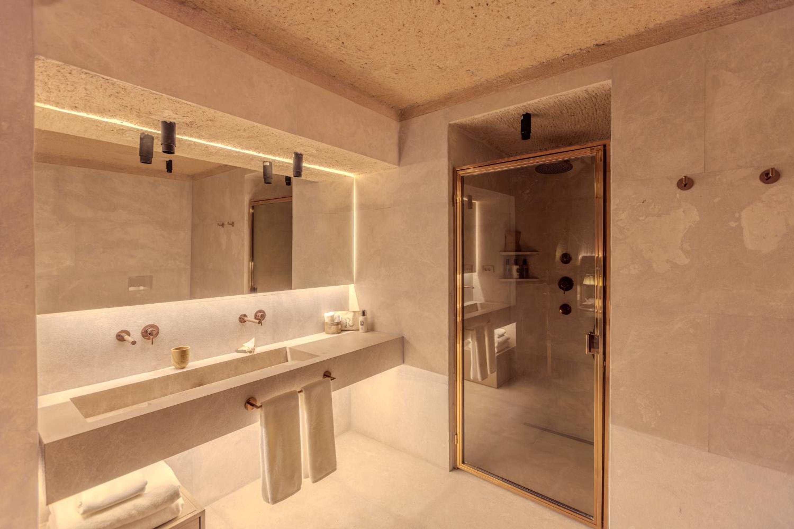 Mansion Suite