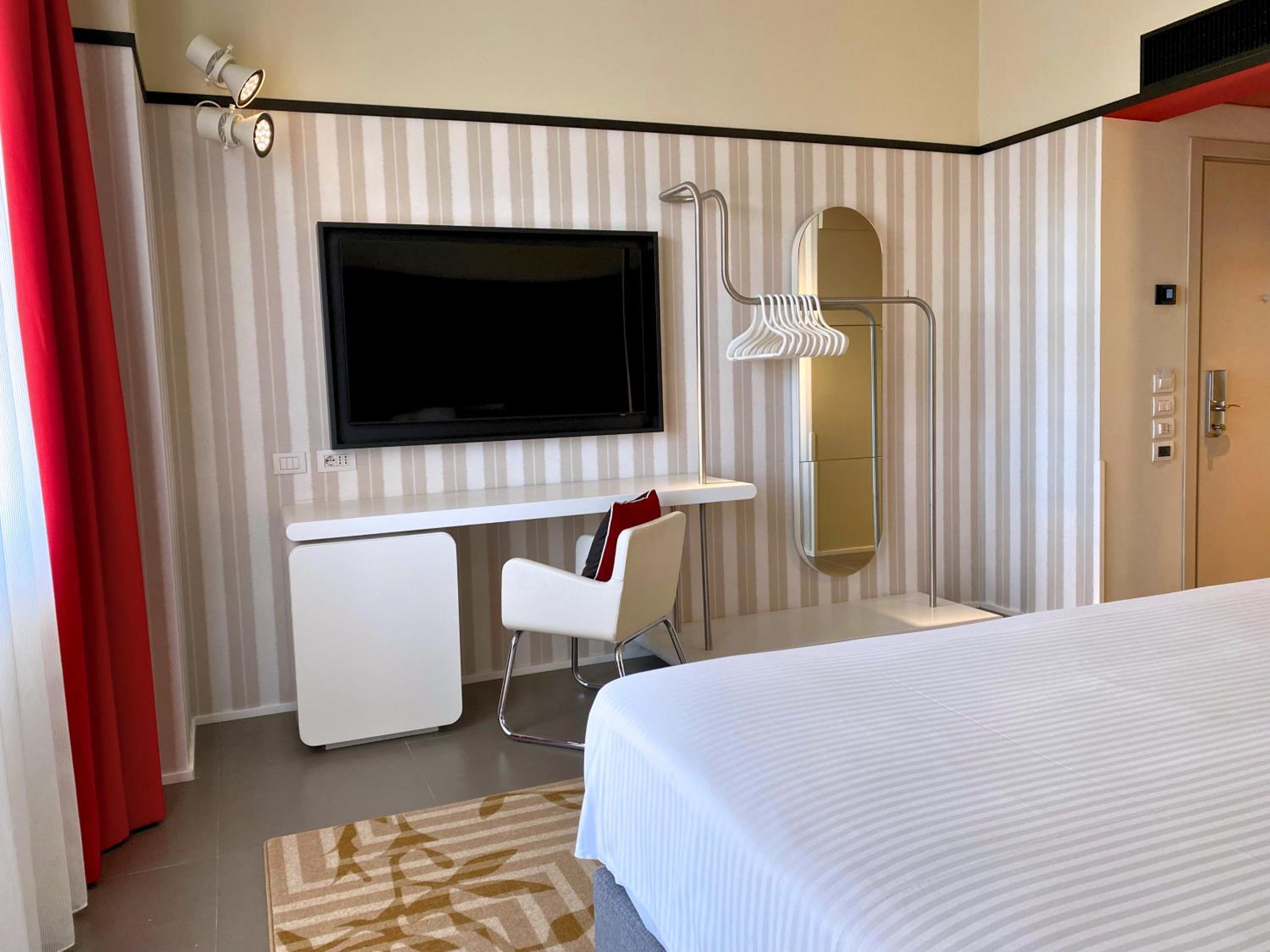 Available room