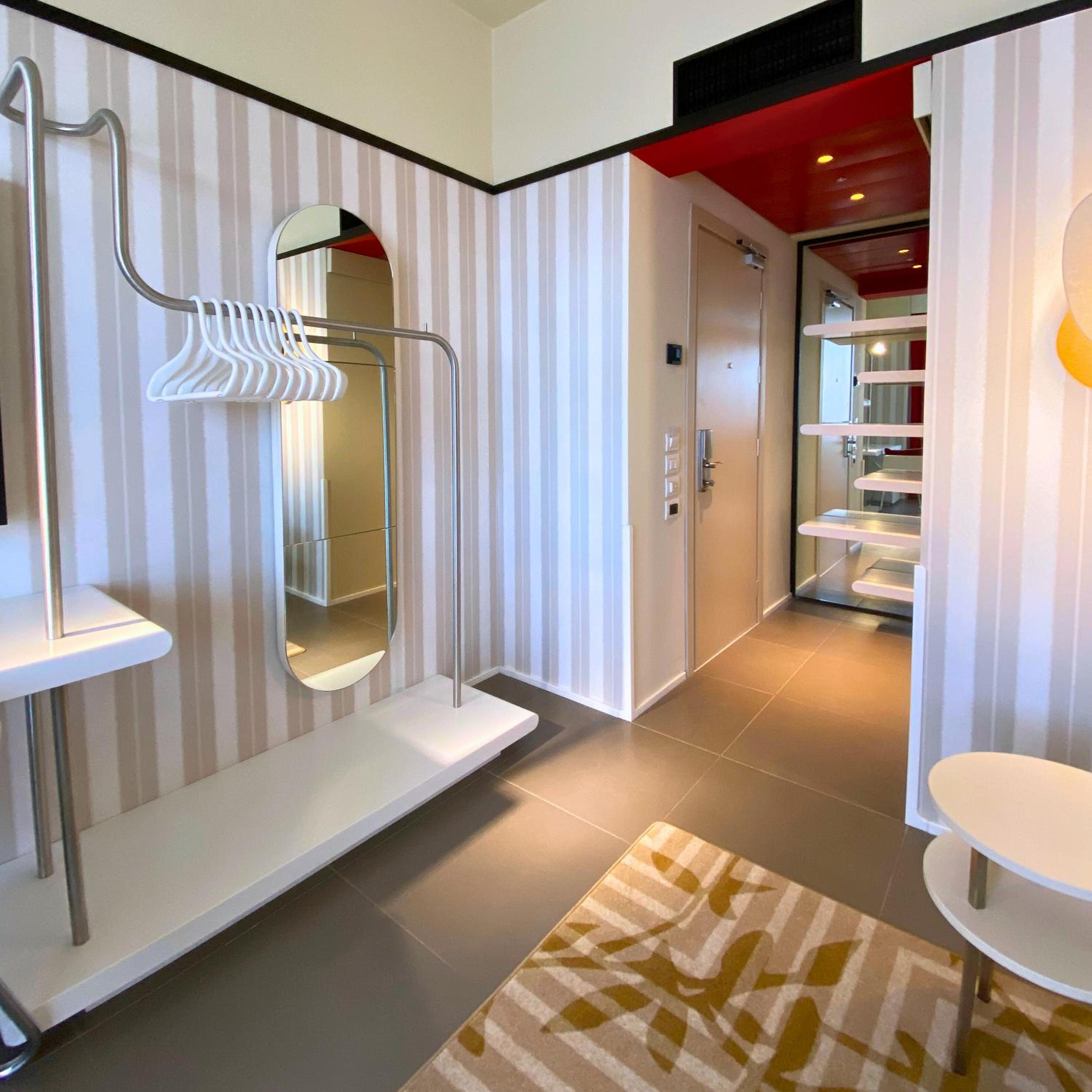 Available room