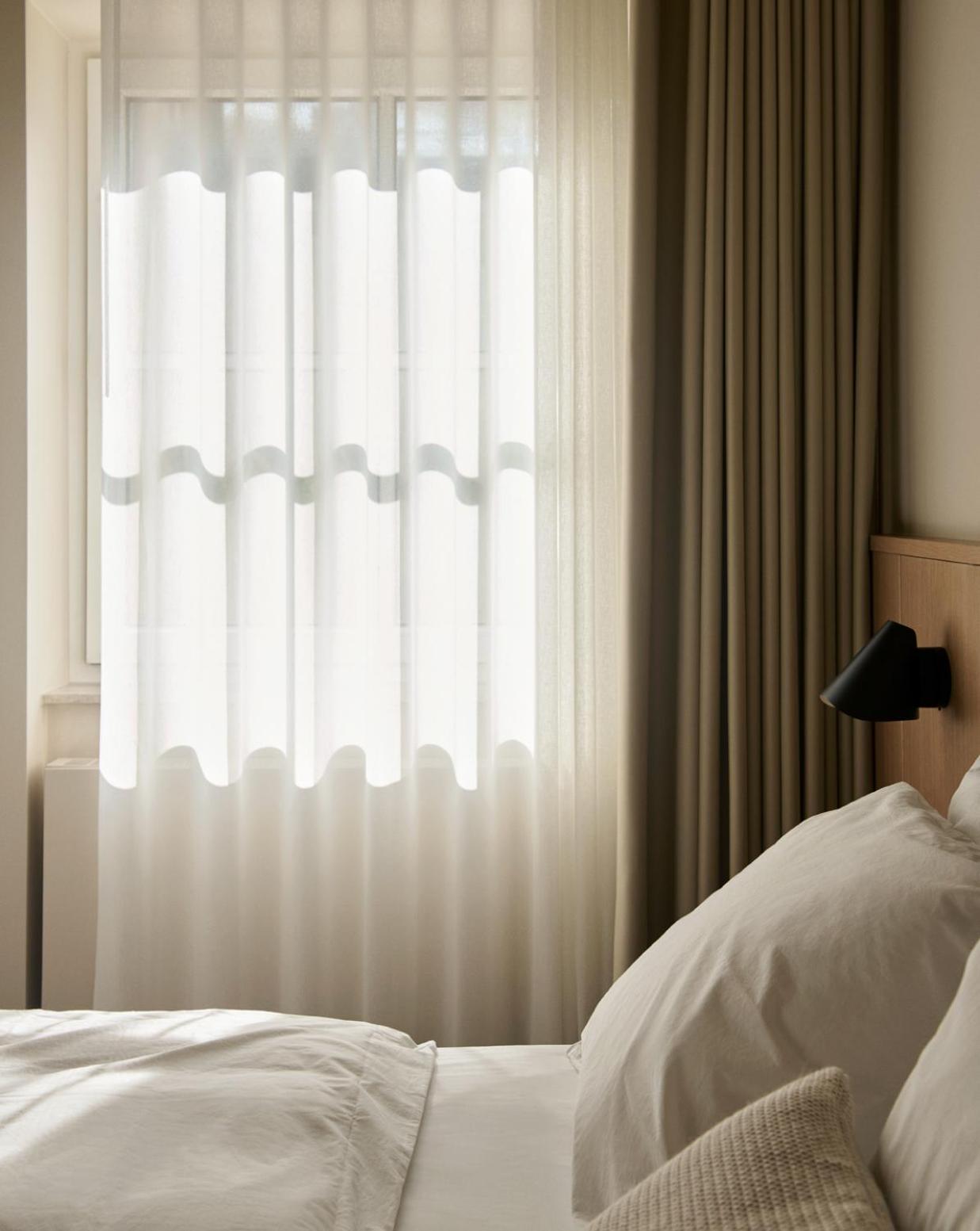 Double Room - Photo 3