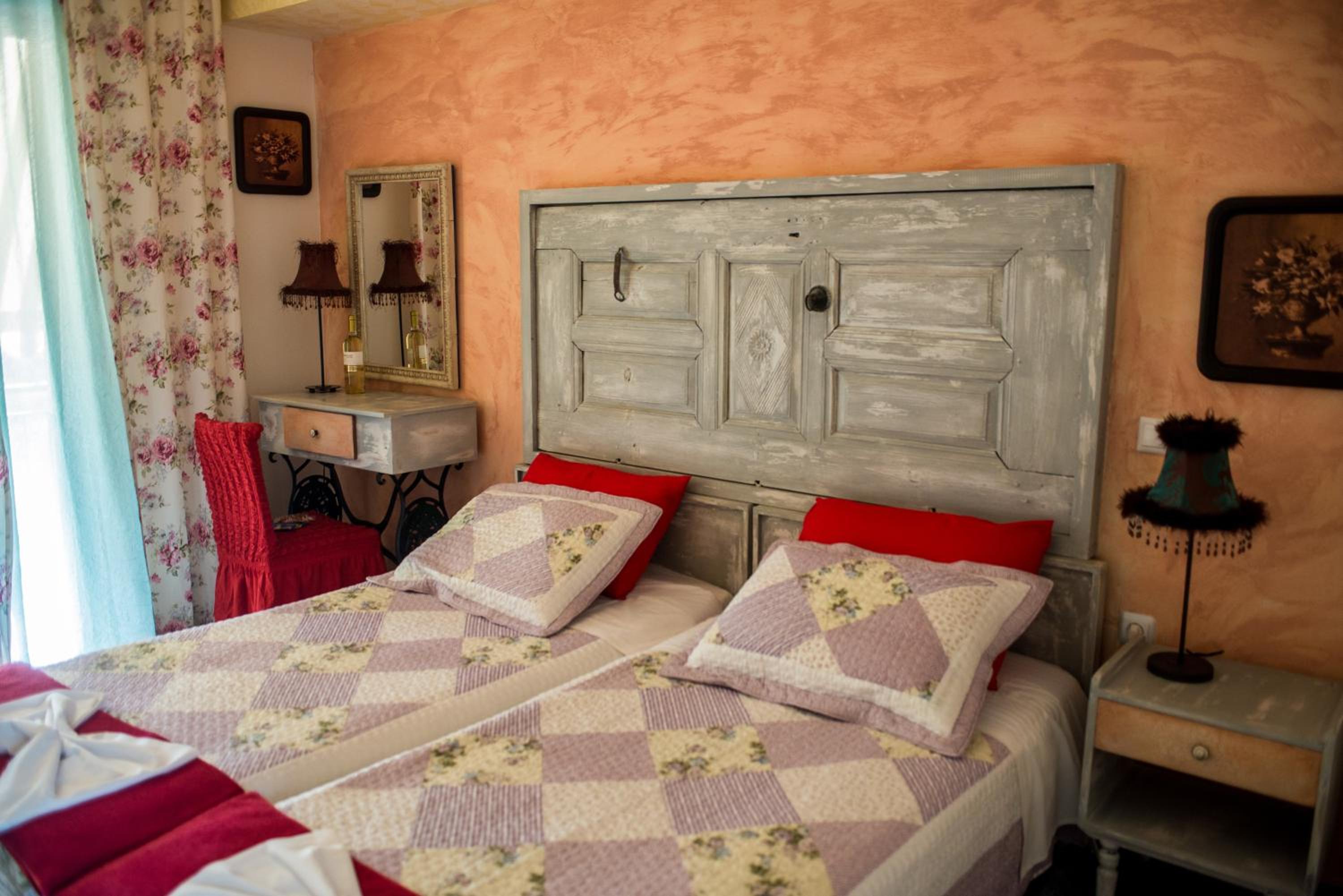 Twin Room with Sea View photo 3
