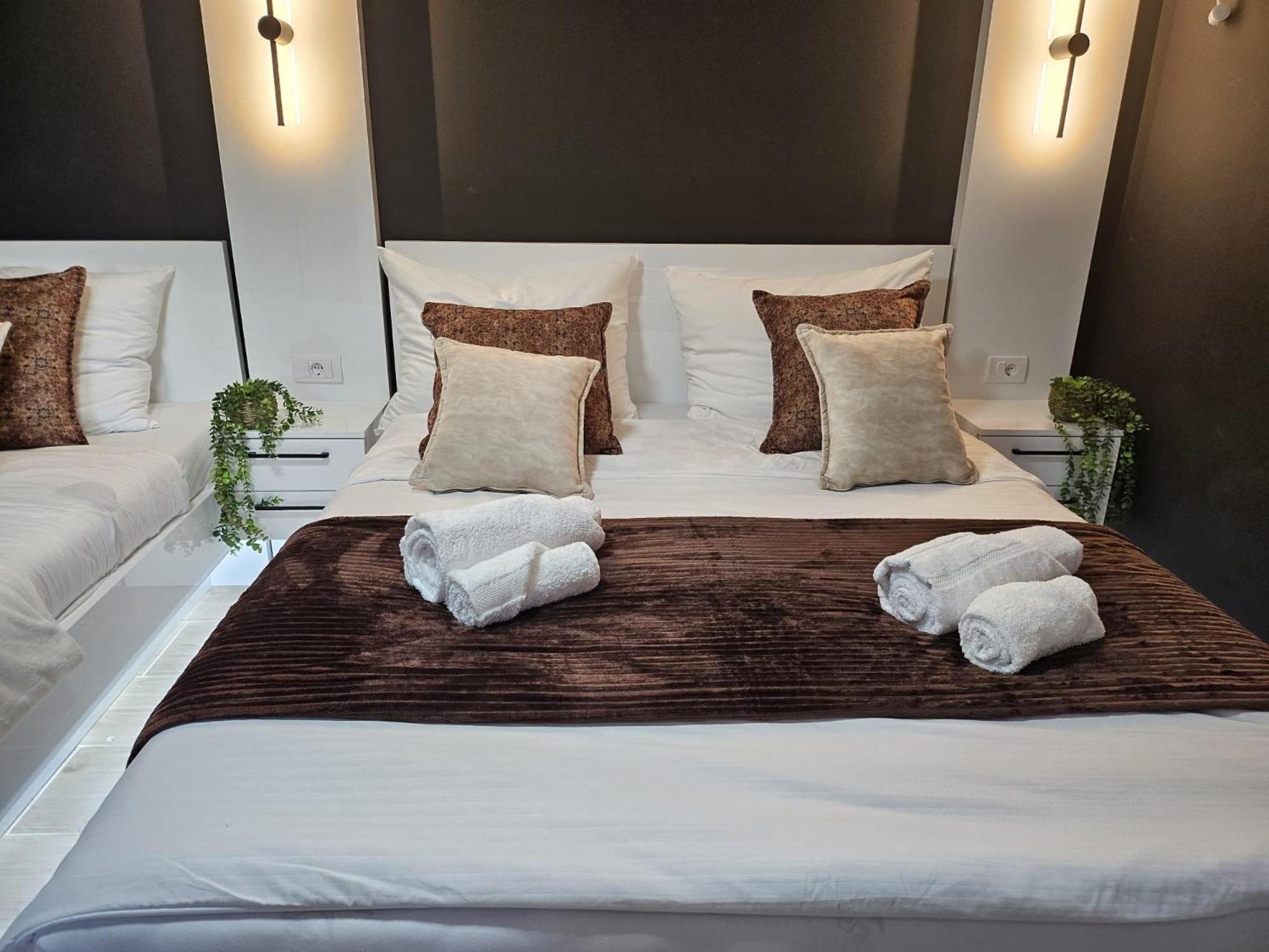 Deluxe Triple Room photo 3