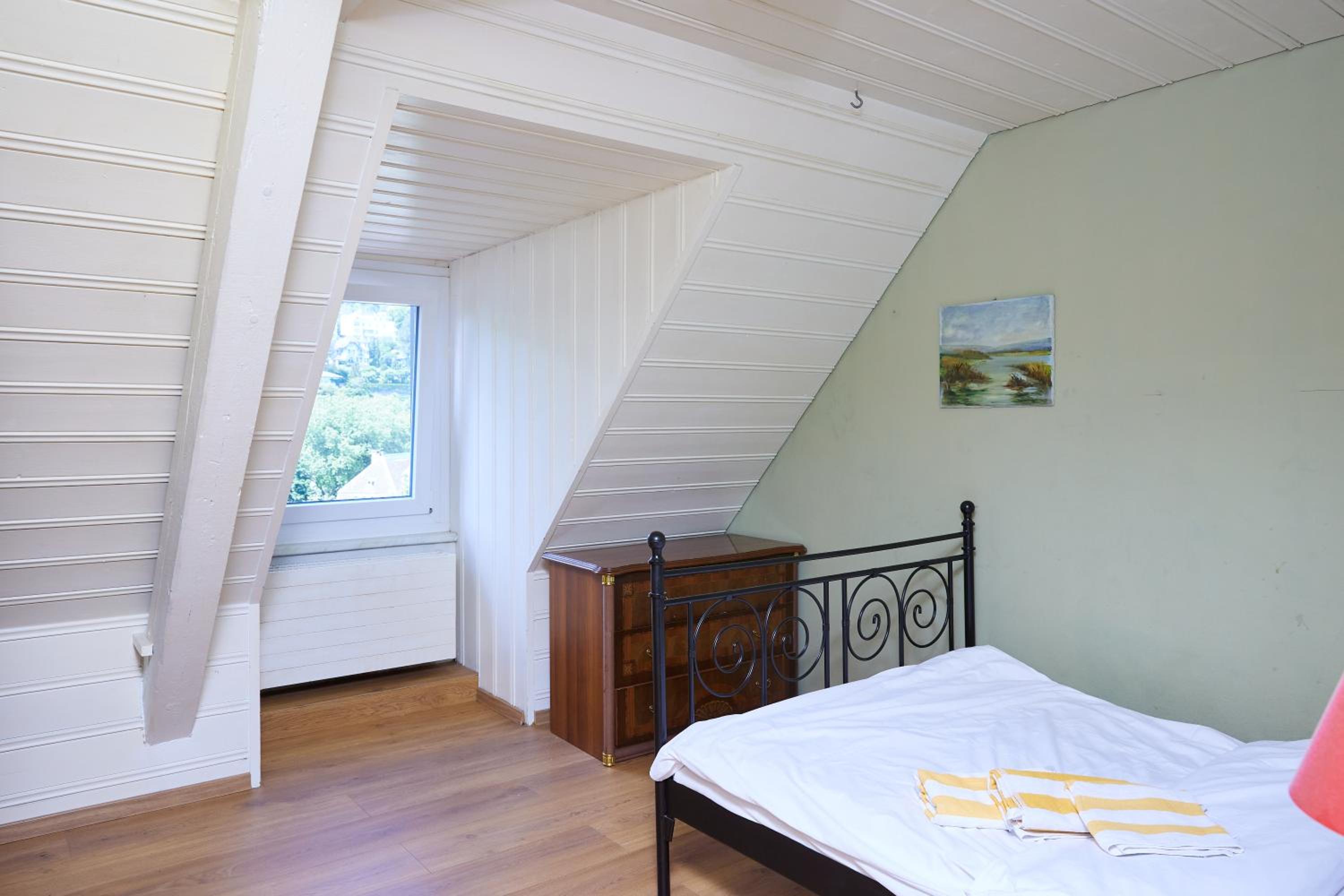 Budget Single Room photo 3