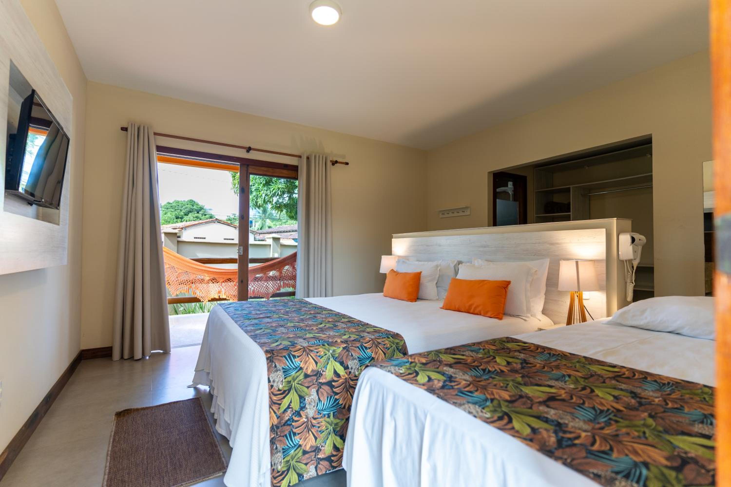 Triple Room with Balcony photo 3