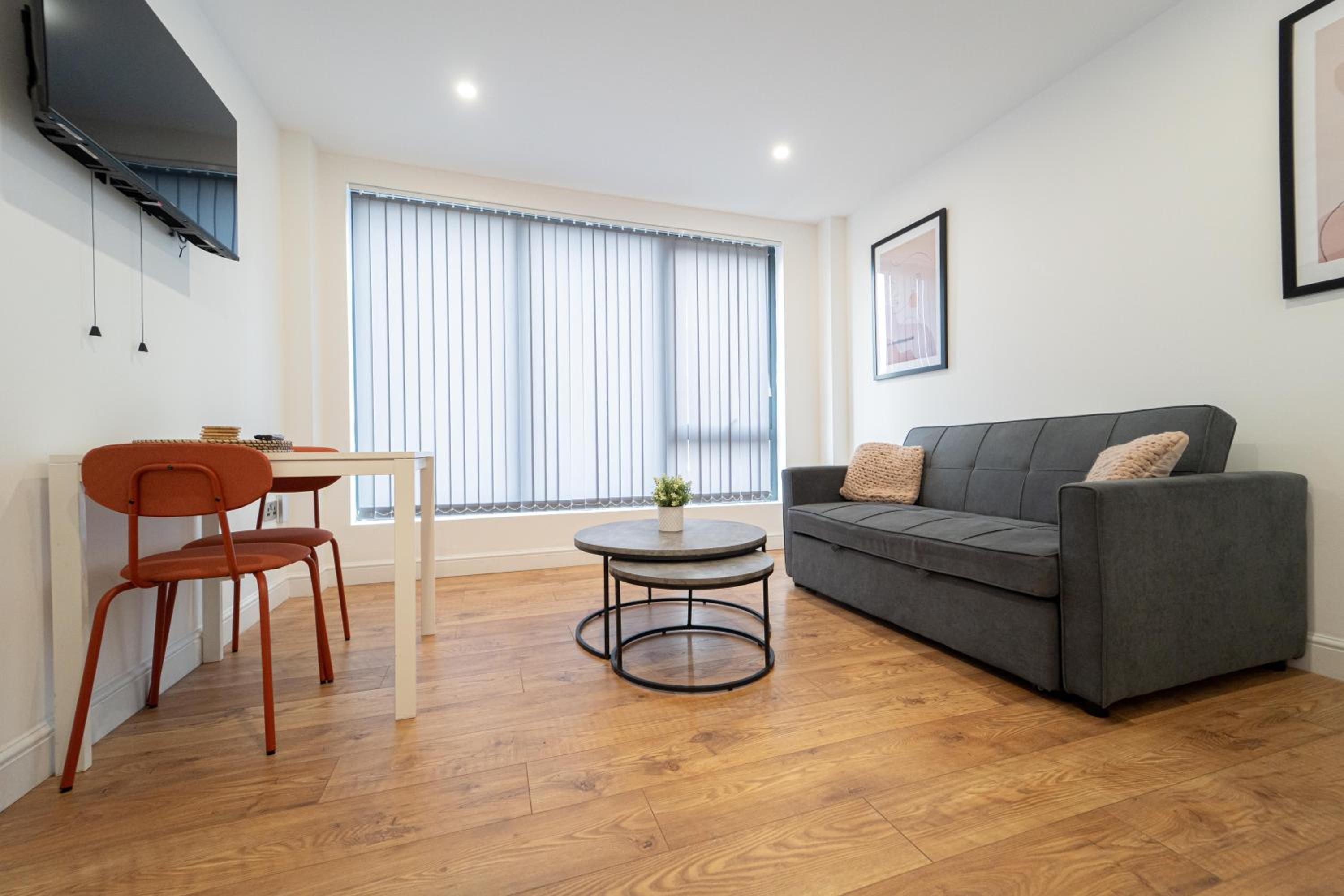 Studio Apartment