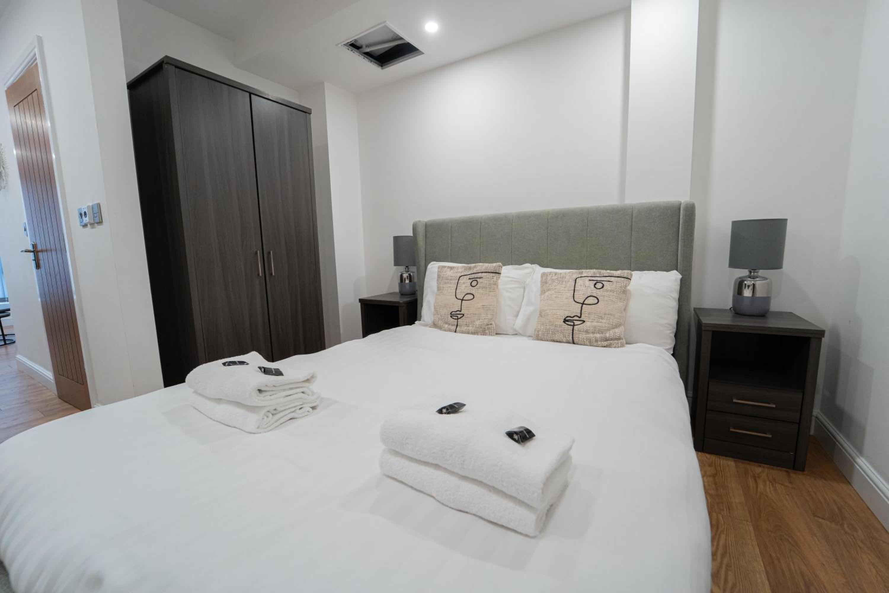 Studio Apartment