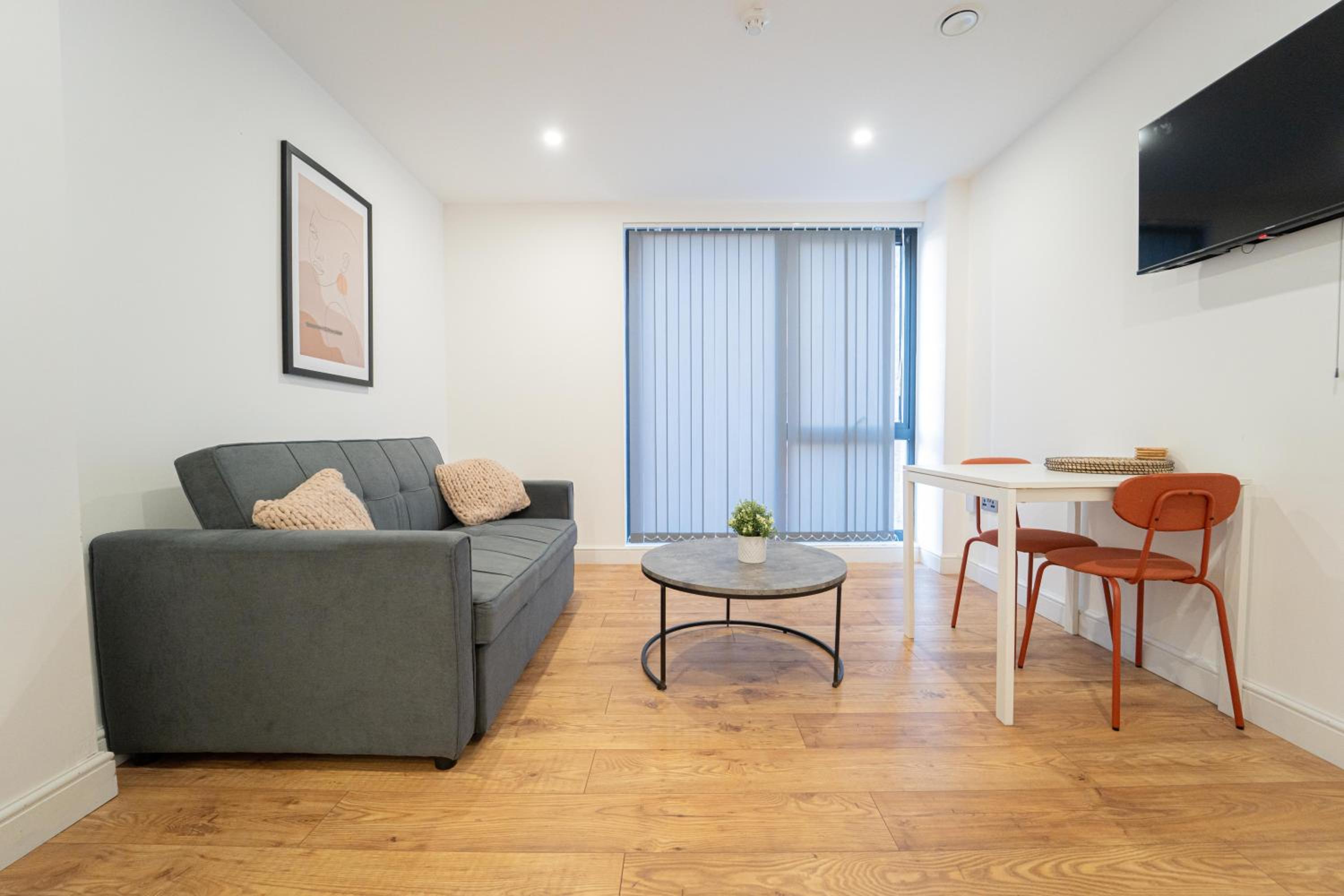 Studio Apartment