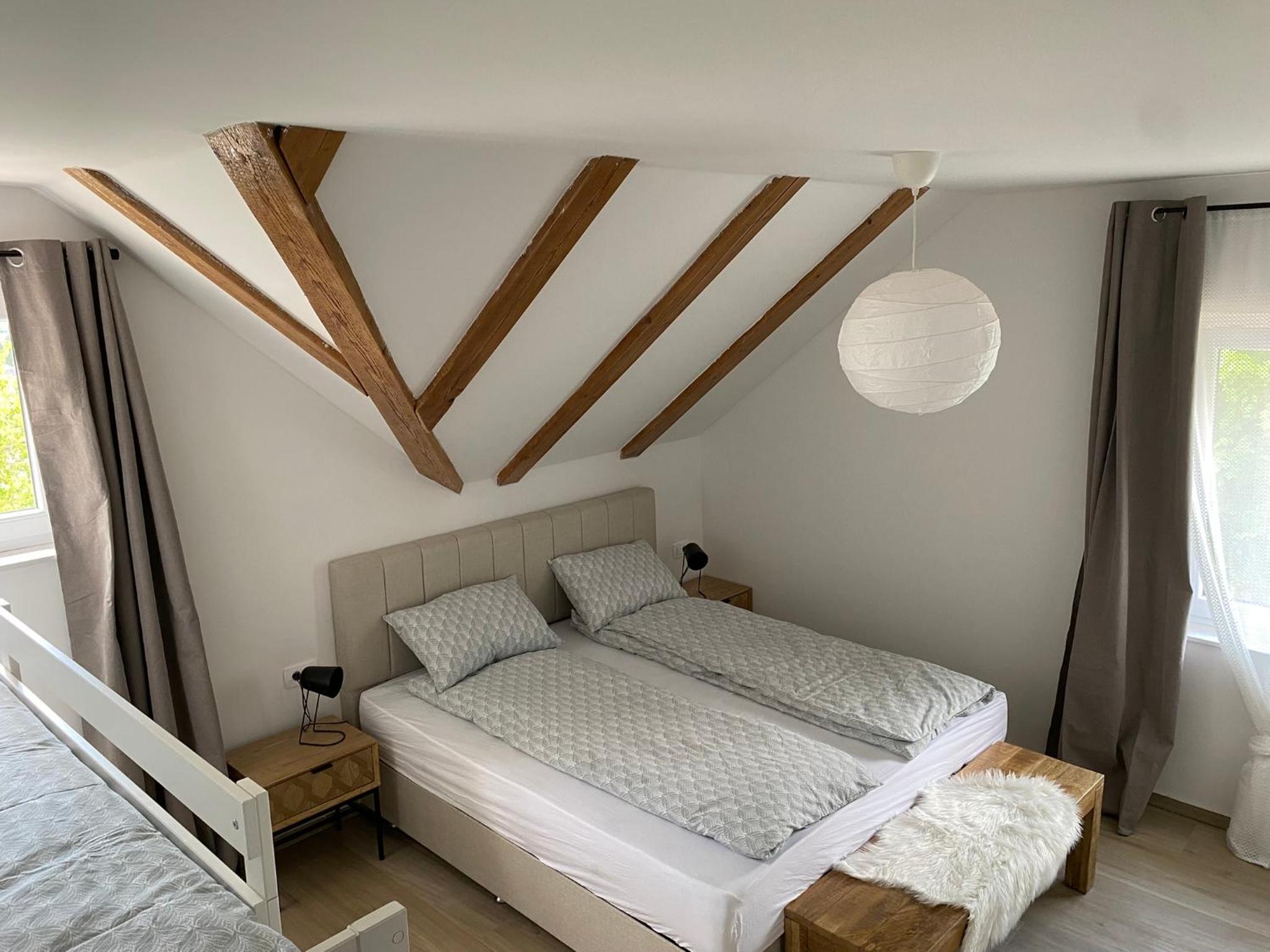 Two-Bedroom Apartment with Mountain View photo 2