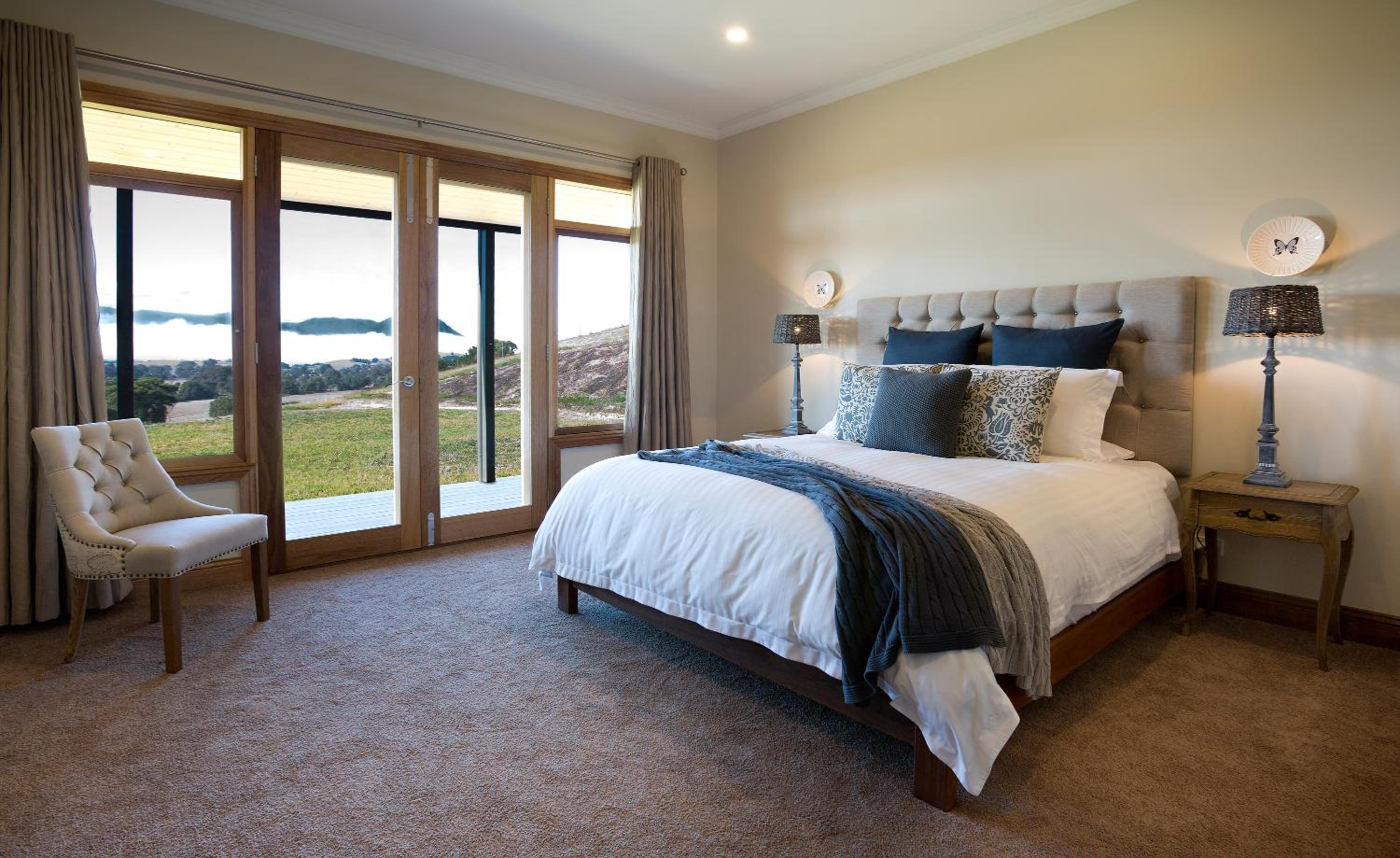 King Room with Mountain View photo 2
