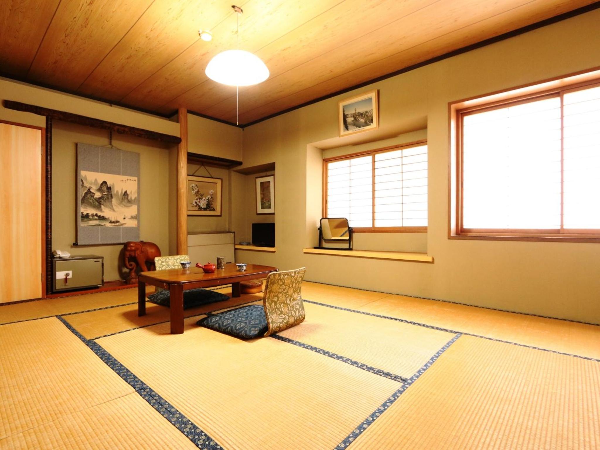 Japanese-Style Quadruple Room photo 1