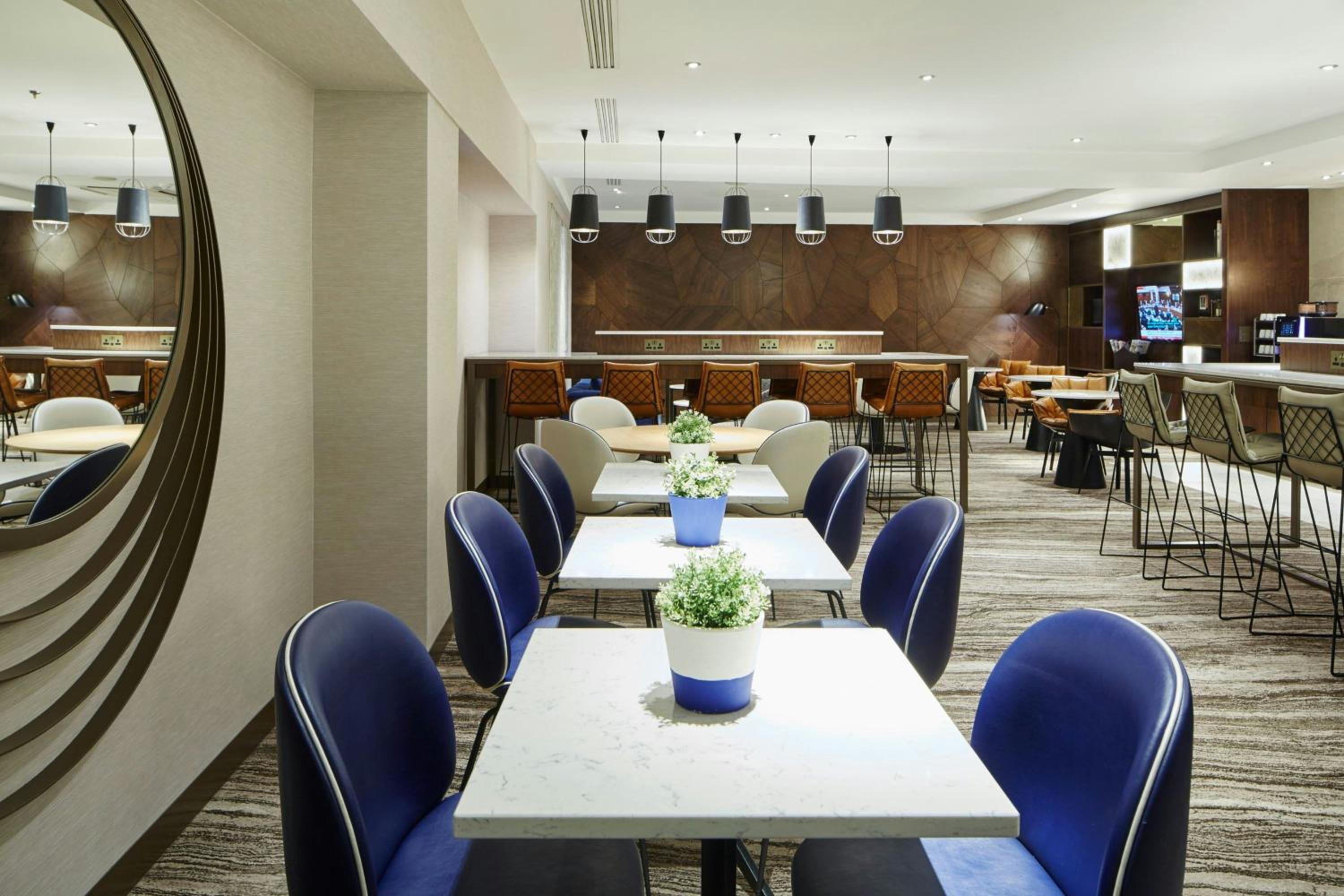 Executive Room - Club Lounge Access