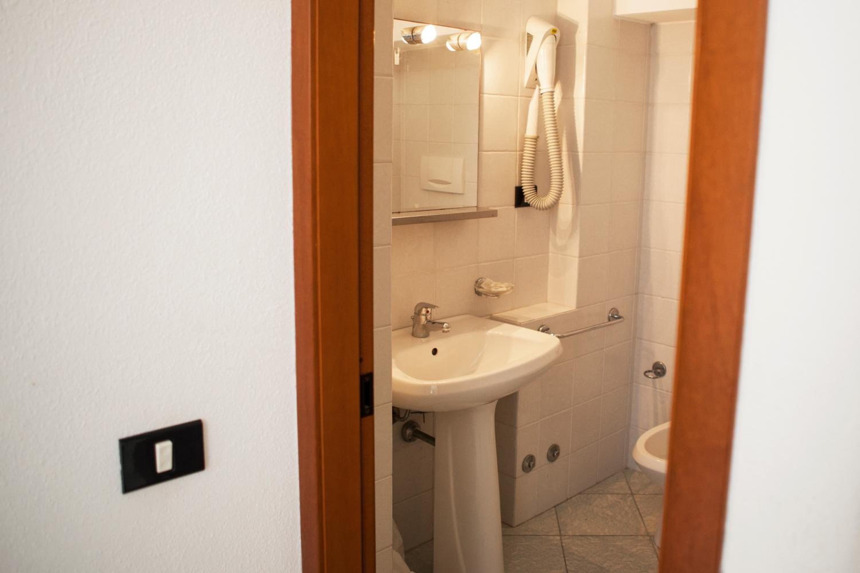 Comfort Triple Room - Photo 4