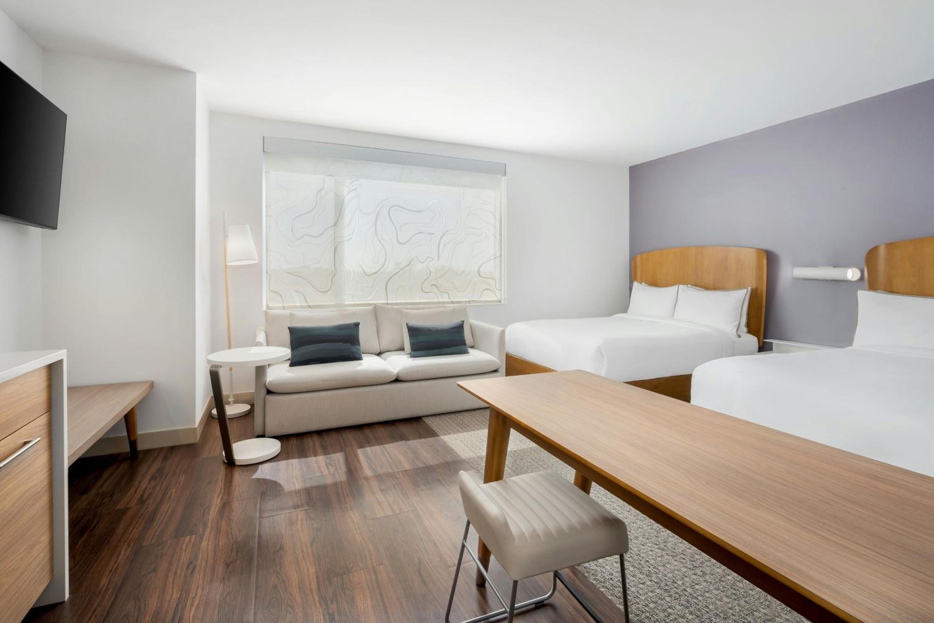 Studio with Two Queen Beds and Non-Private Sofa Bed - Photo 1