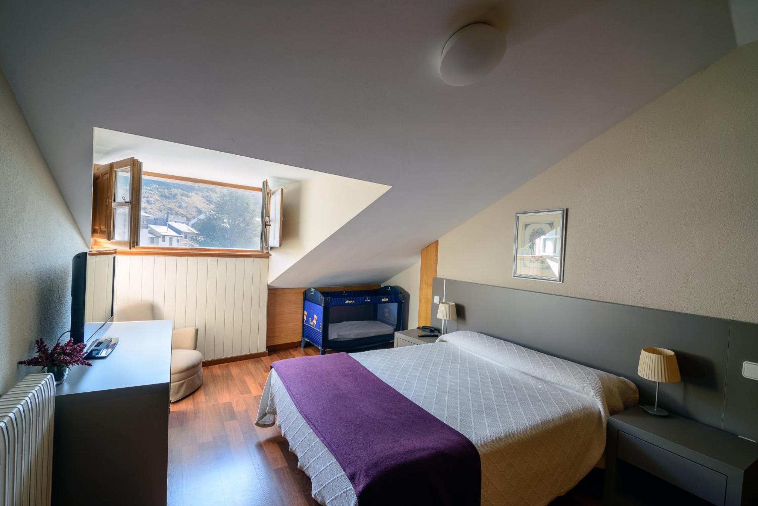Double Room - Photo 1