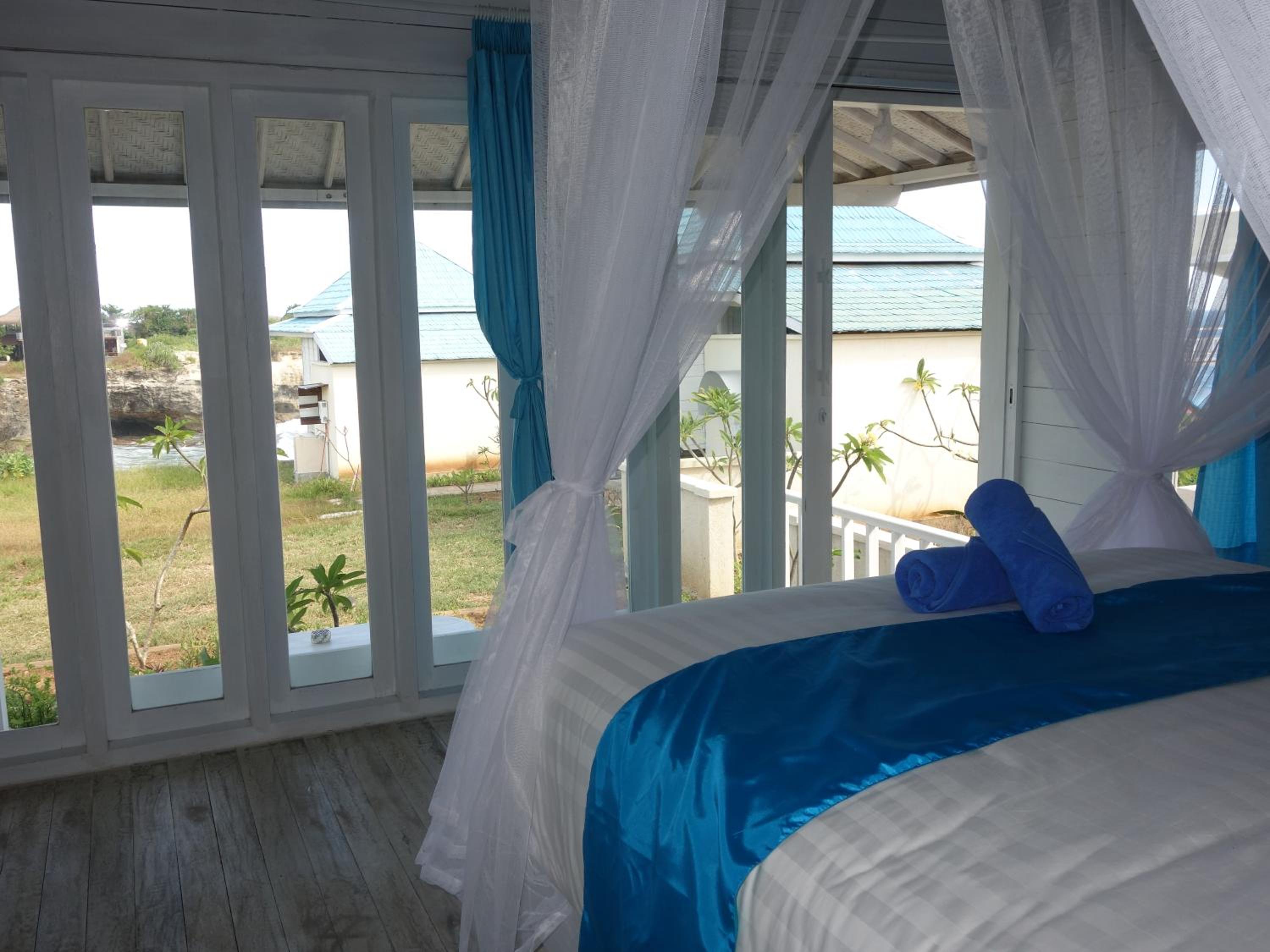 Interconnecting Bungalow - Photo 9