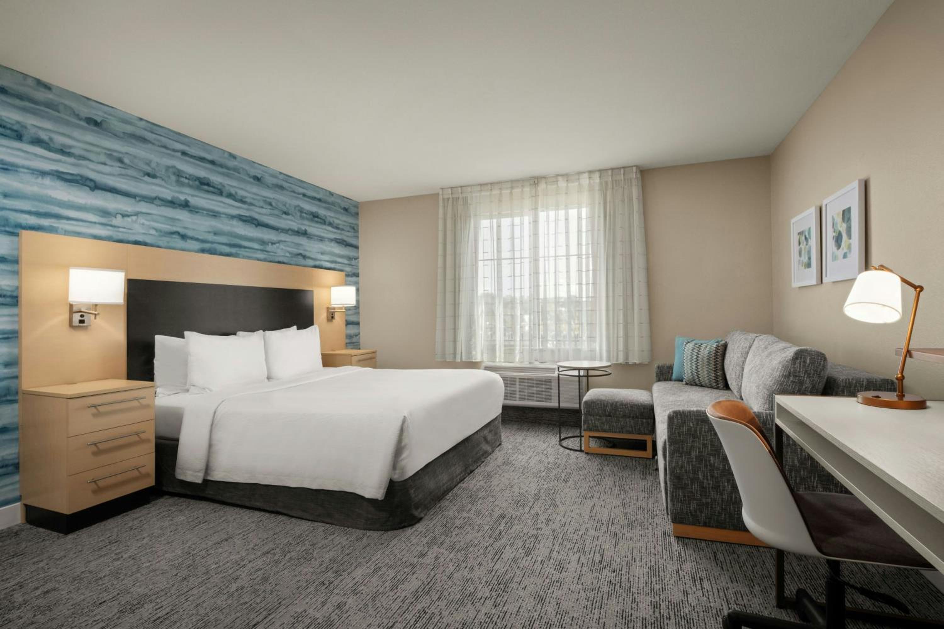 King Suite with Sofa Bed - Photo 2
