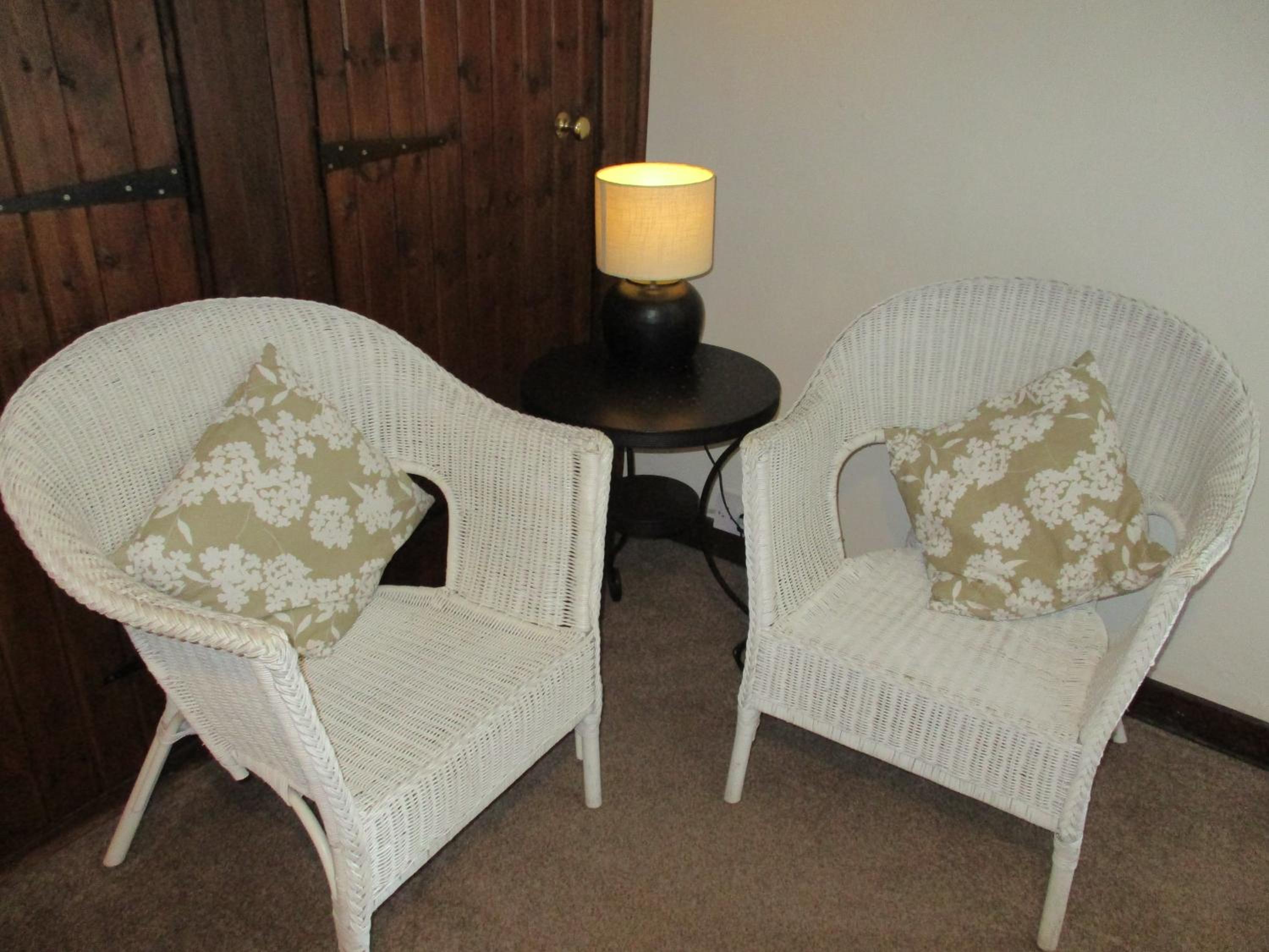 Deluxe Double Room with Garden View - Photo 11