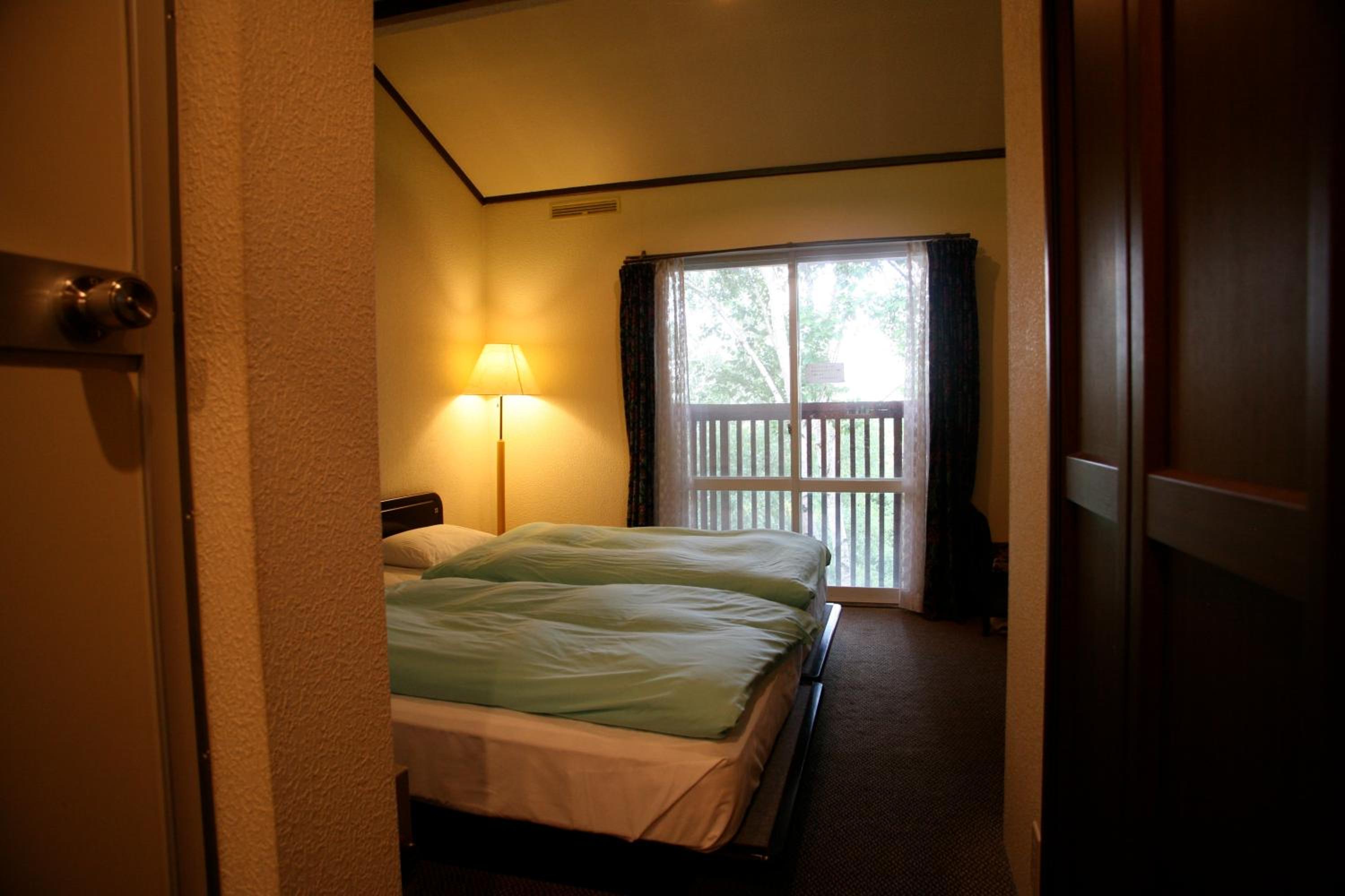 Twin Room with Loft - No Pets
