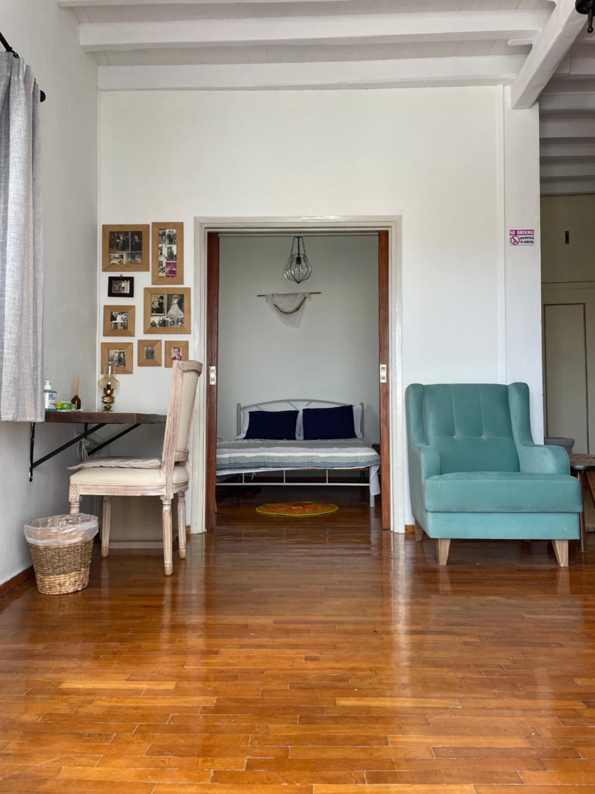 One-Bedroom Apartment with Sea View