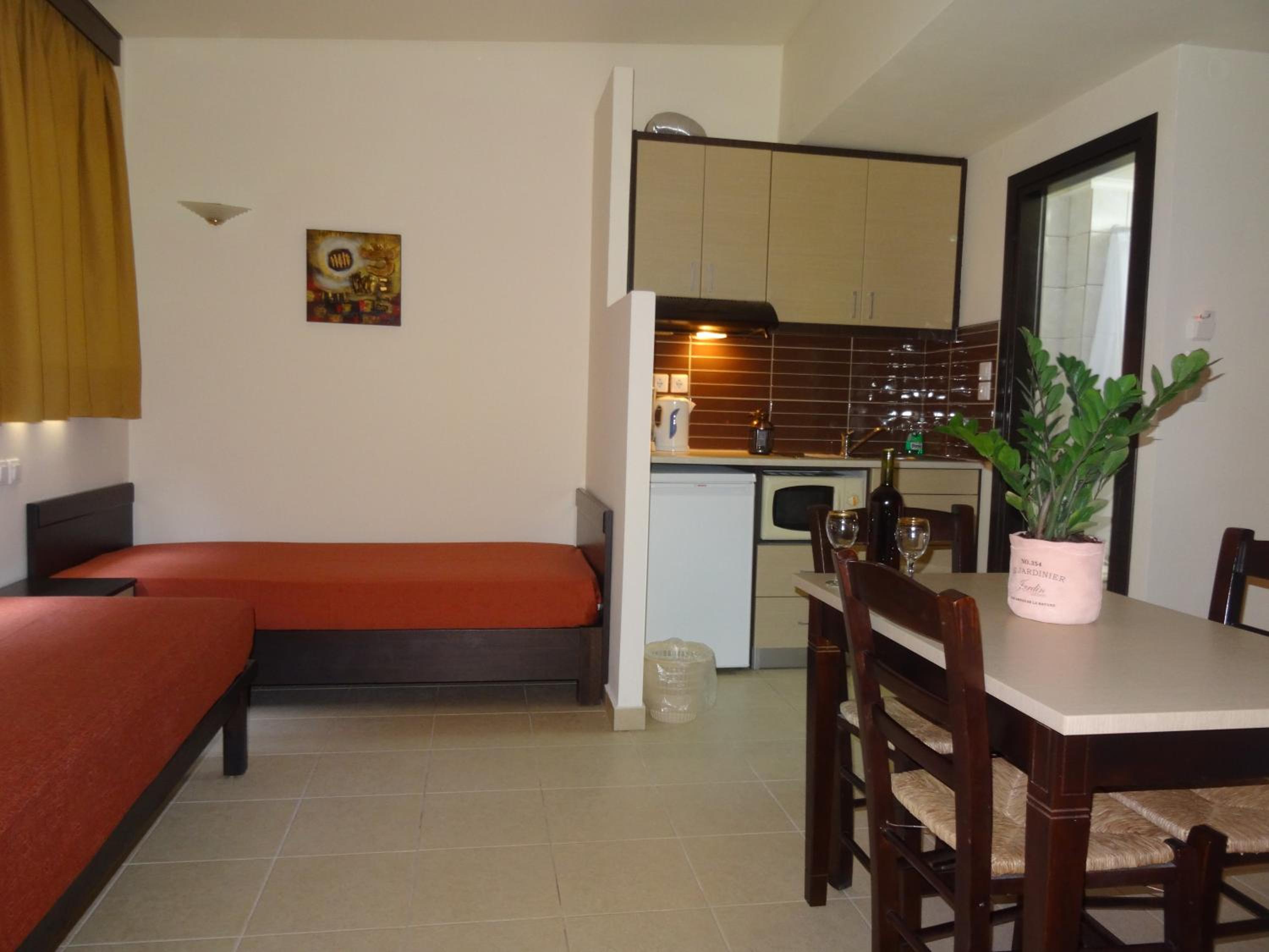 Superior One-Bedroom Apartment