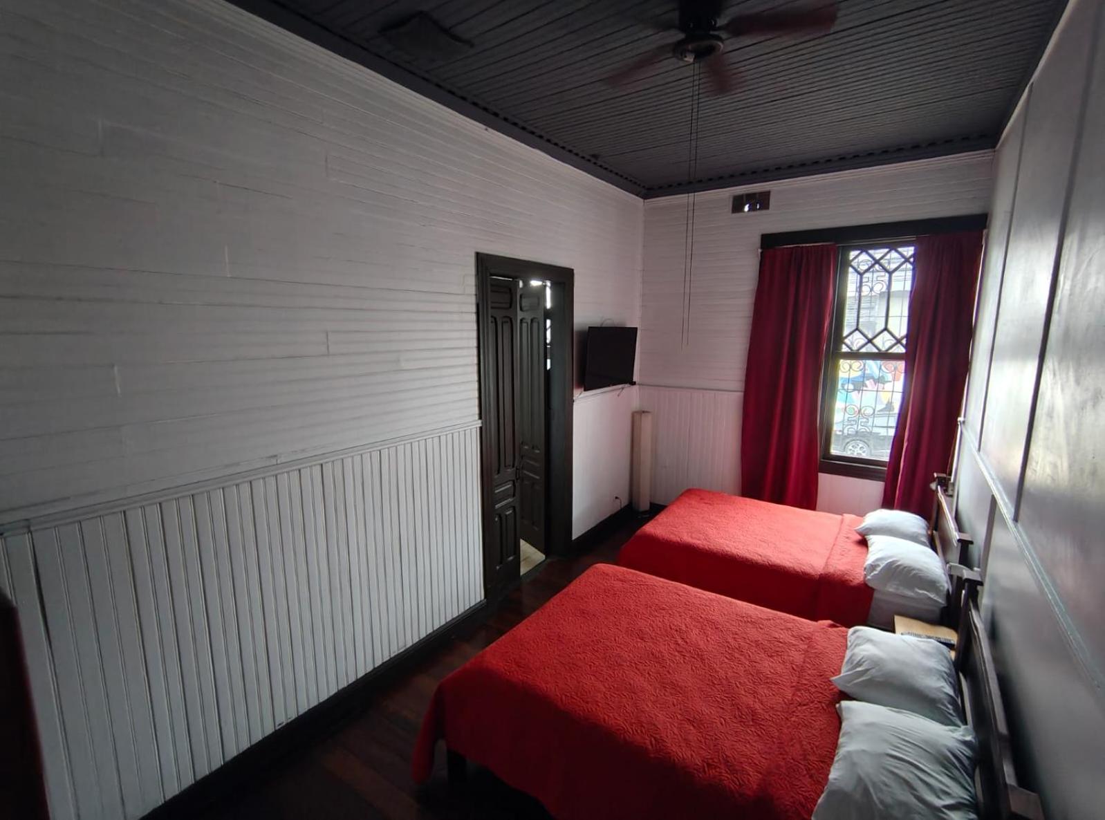 Double or Twin Room photo 3