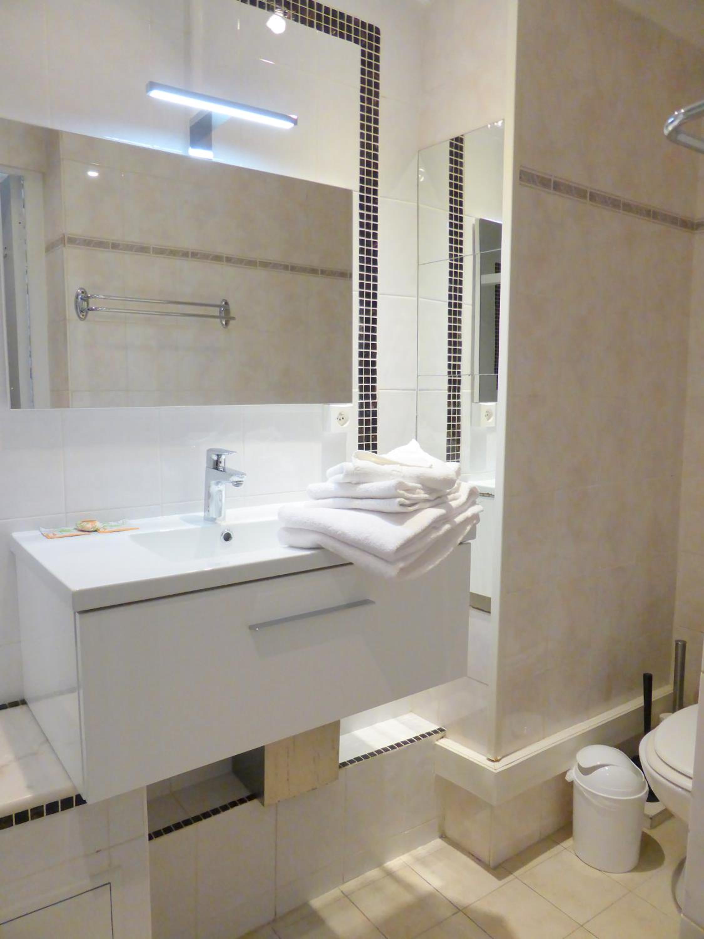 Standard Double Studio - Photo 22