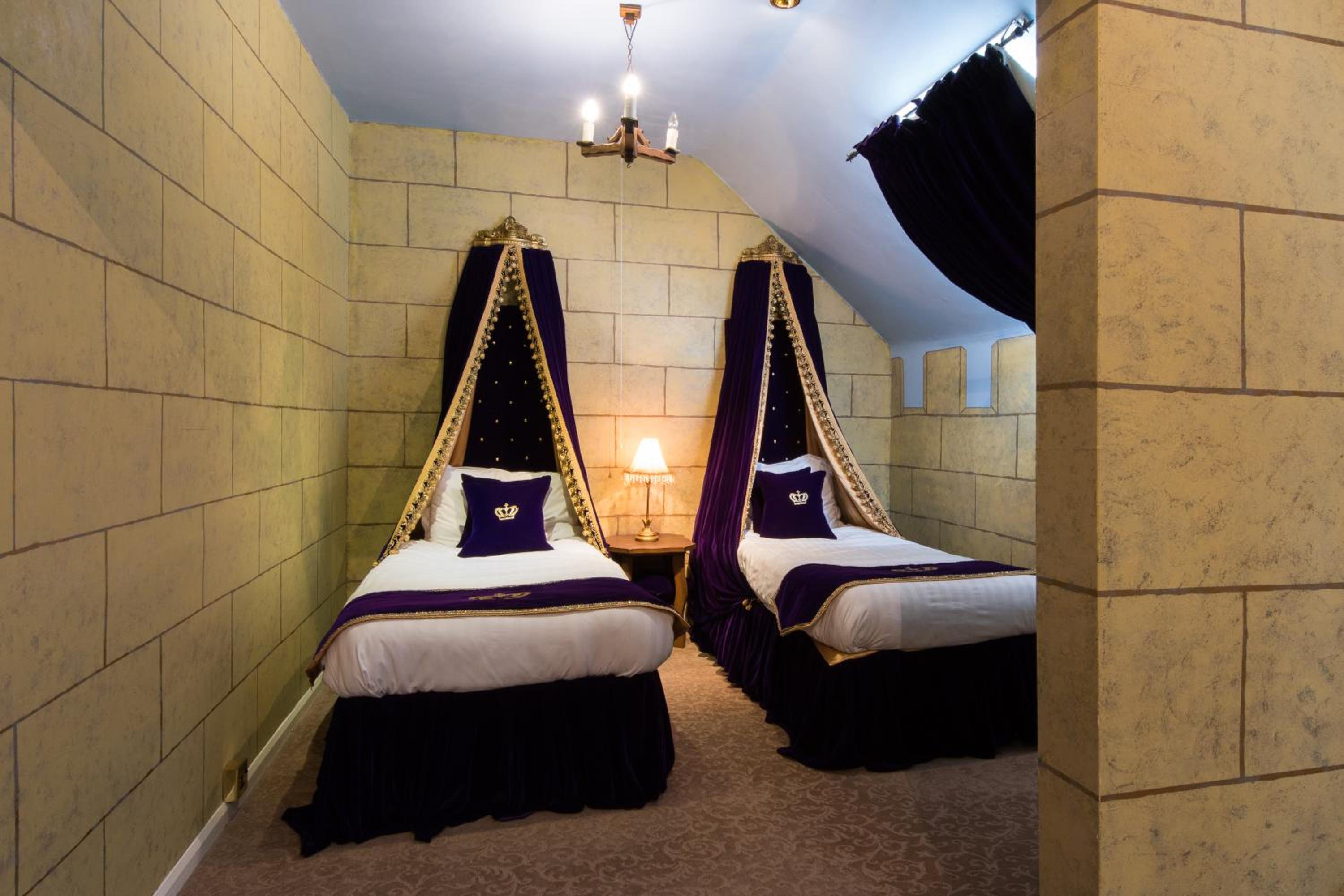 Luxury Suite with Spa Bath photo 3