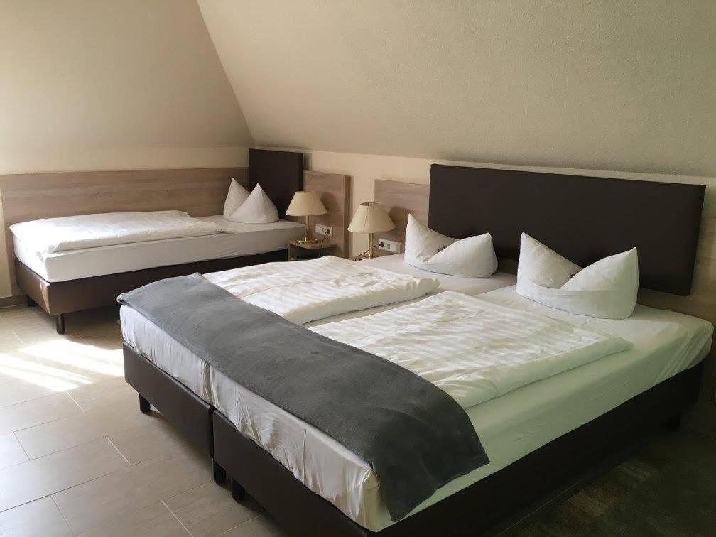 Triple Room - Photo 1