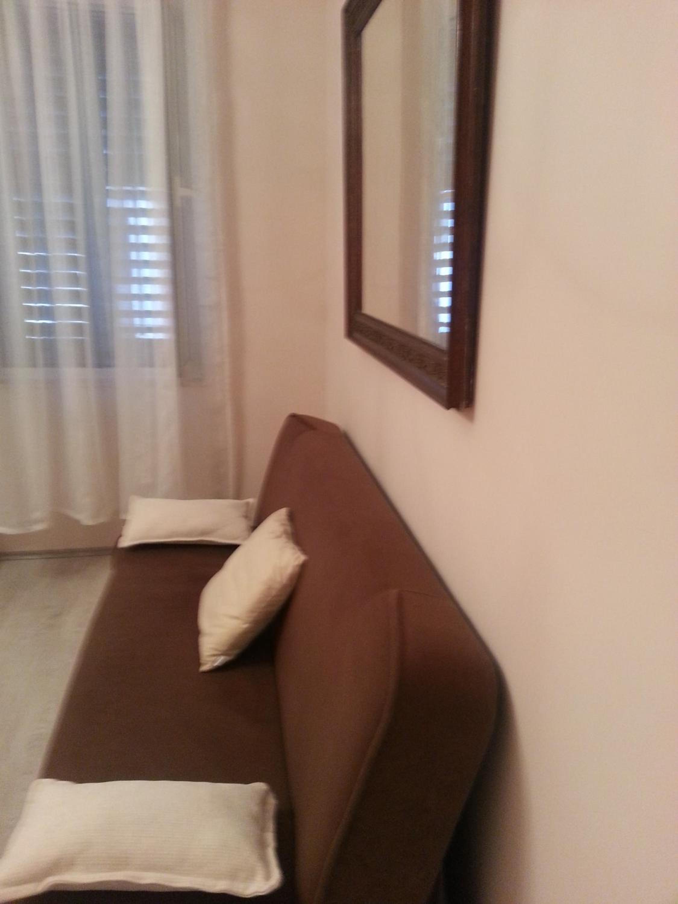 One-Bedroom Apartment - Photo 23