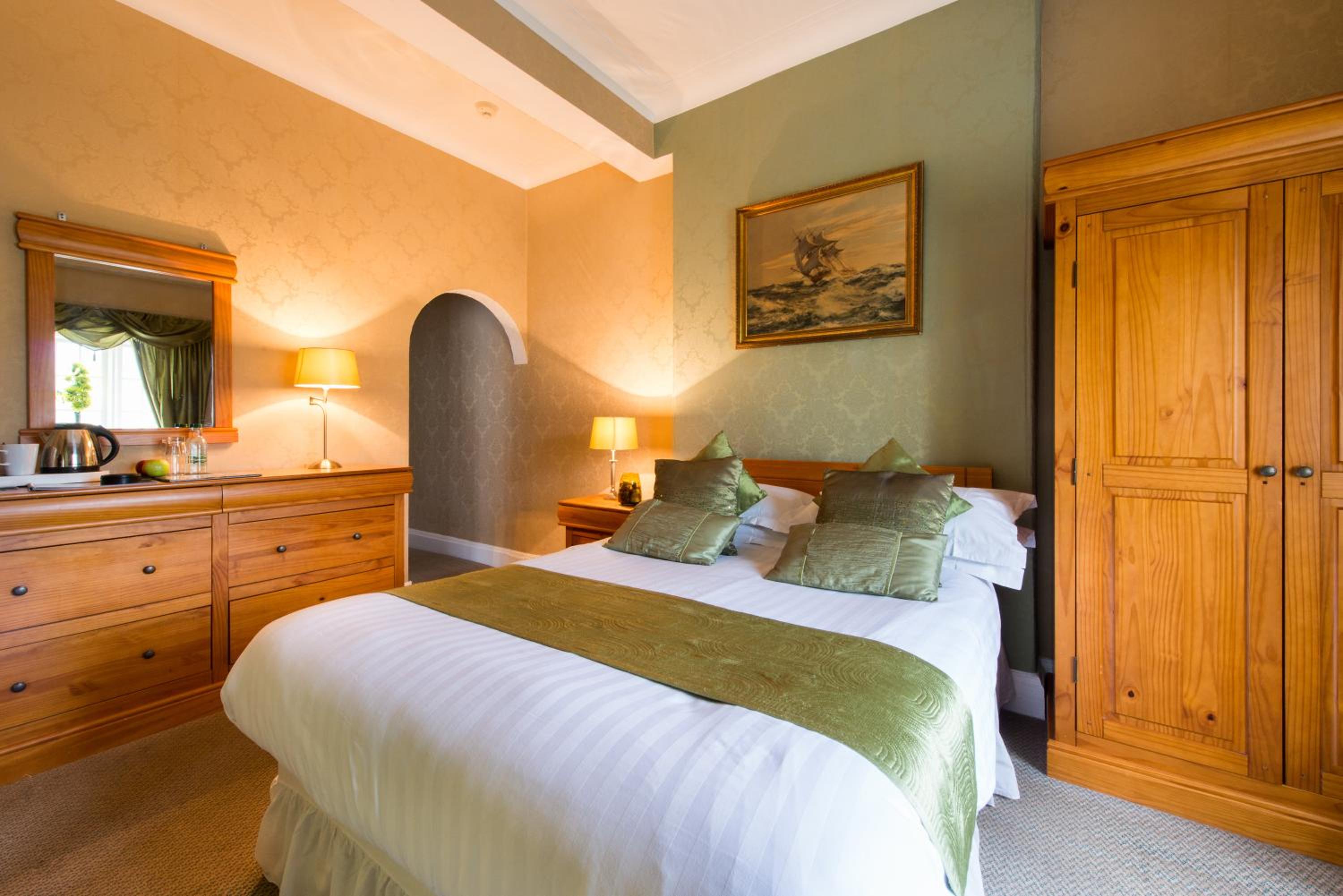 Classic Double Room with Bath photo 1