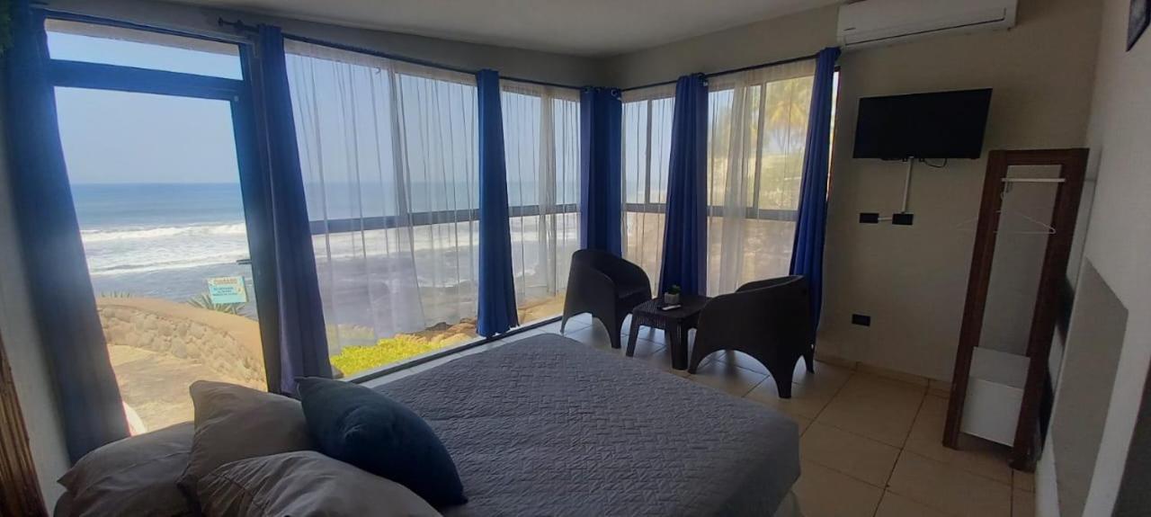 Deluxe Double Room with Sea View photo 3