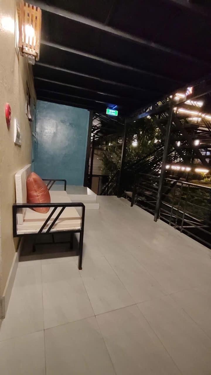 Double Room with Patio photo 2
