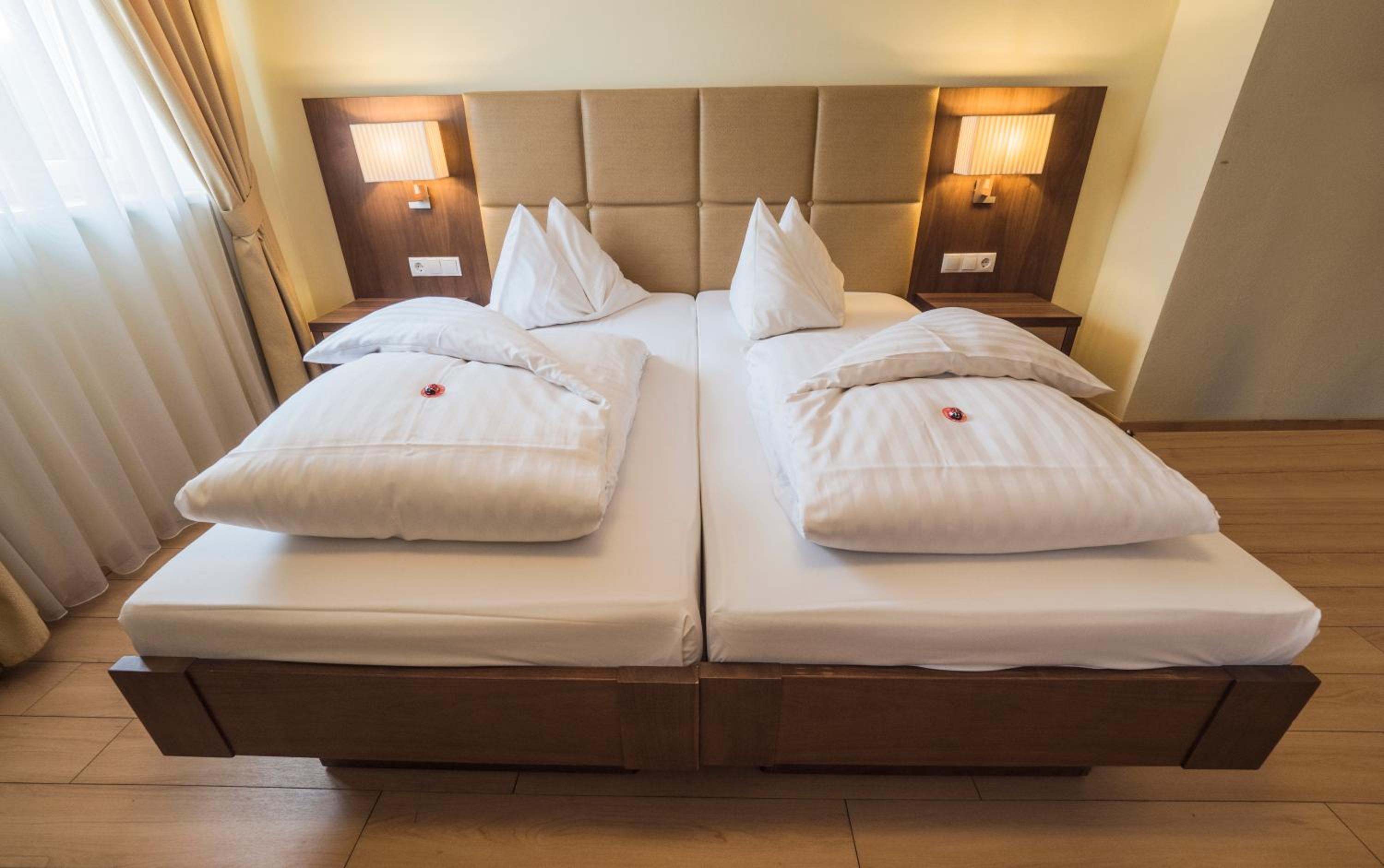 Superior Double Room with Bathtub - Photo 3