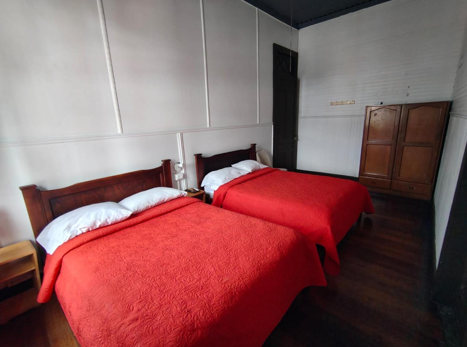Double or Twin Room photo 1