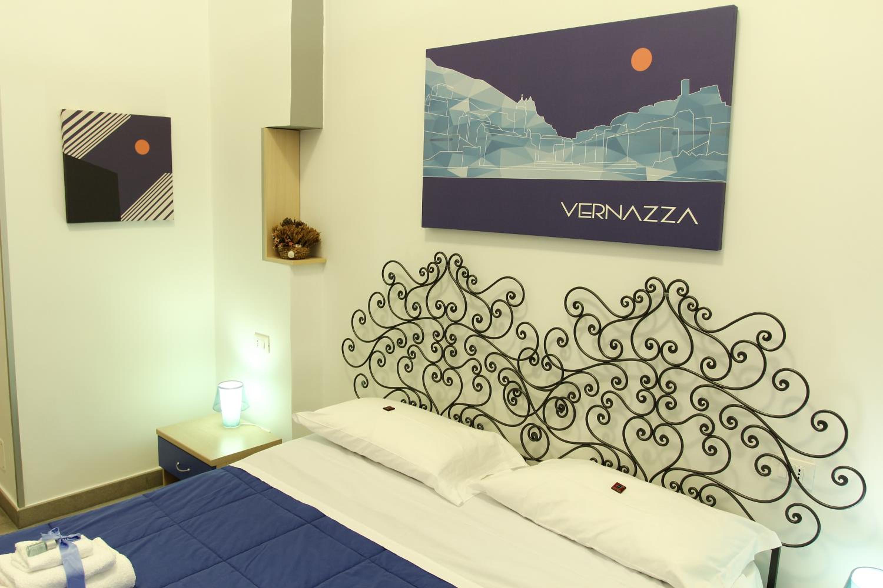 Double or Twin Room - Photo 34