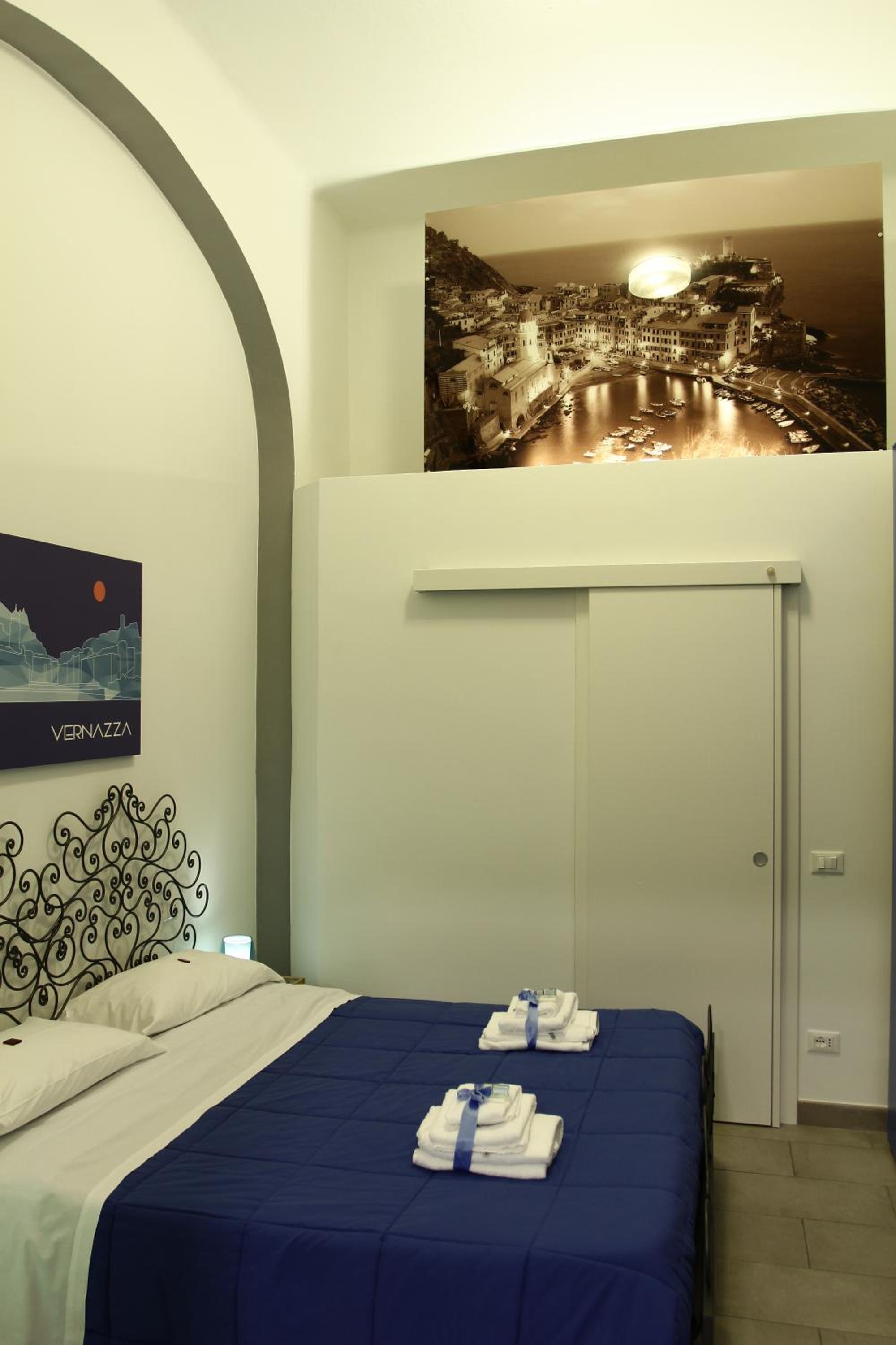 Double or Twin Room - Photo 38