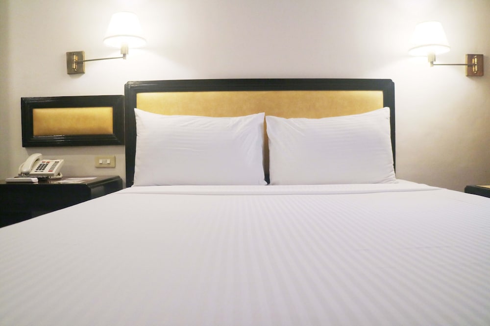 Regular Room (1 Bed) - Photo 4