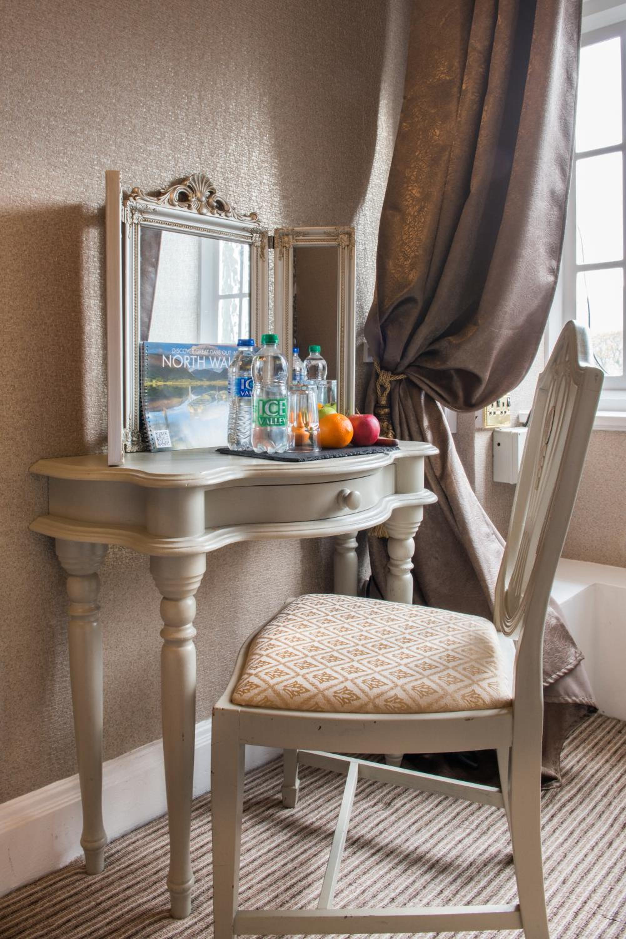 Classic Double Room with Bath