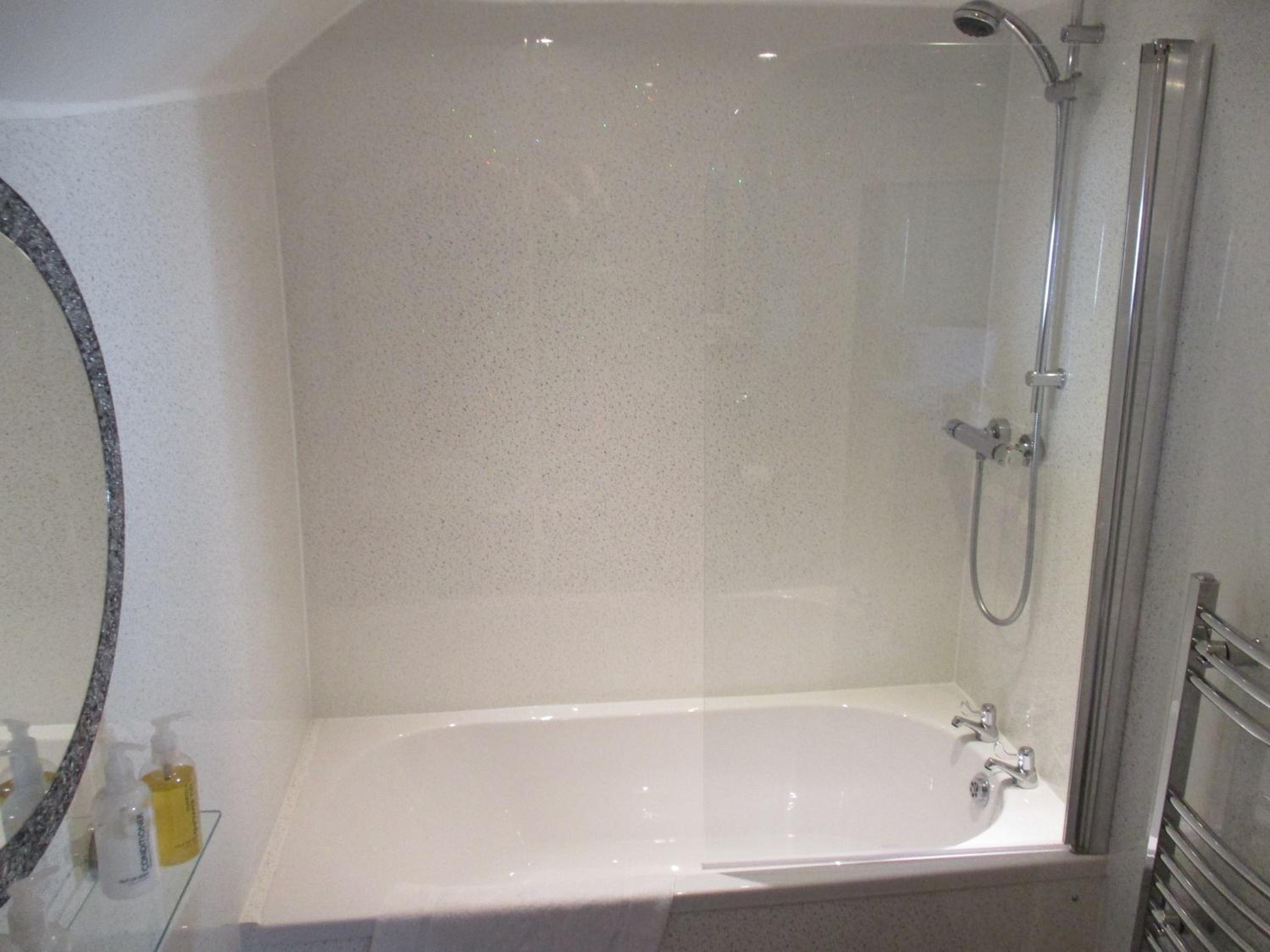 Deluxe Double Room with Garden View - Photo 10