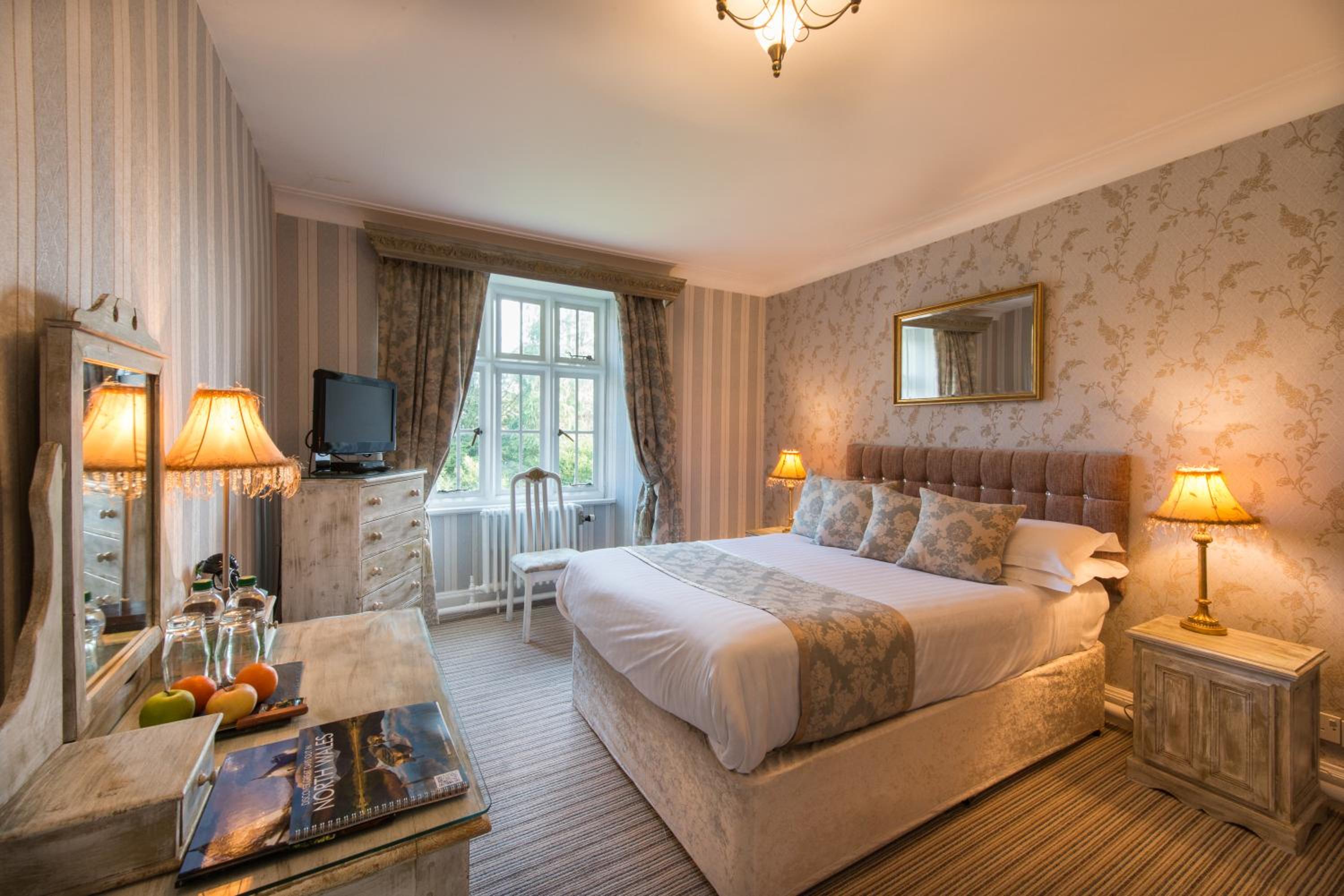Classic Double Room with Shower photo 1
