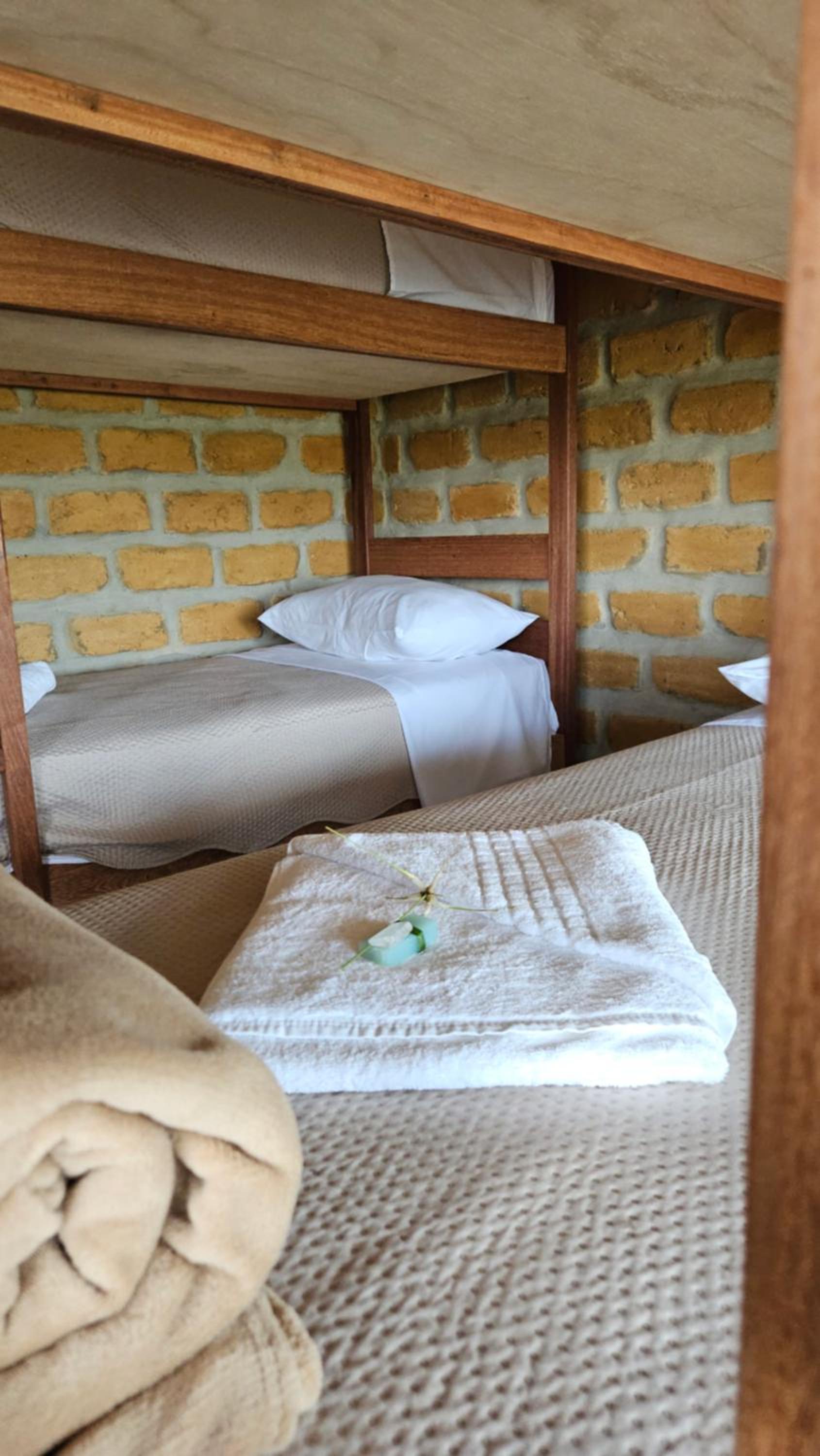 Quadruple Room with Shared Bathroom photo 2
