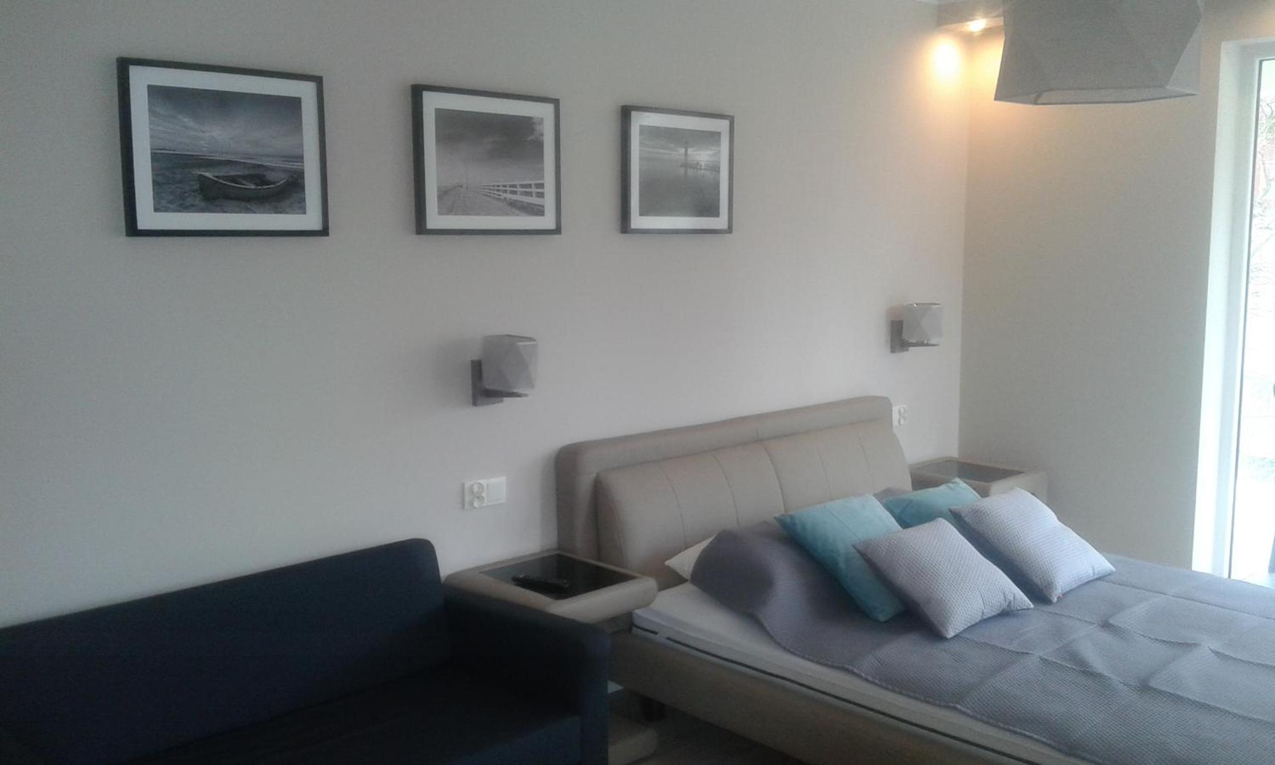 Apartment with Pool View  - Photo 1