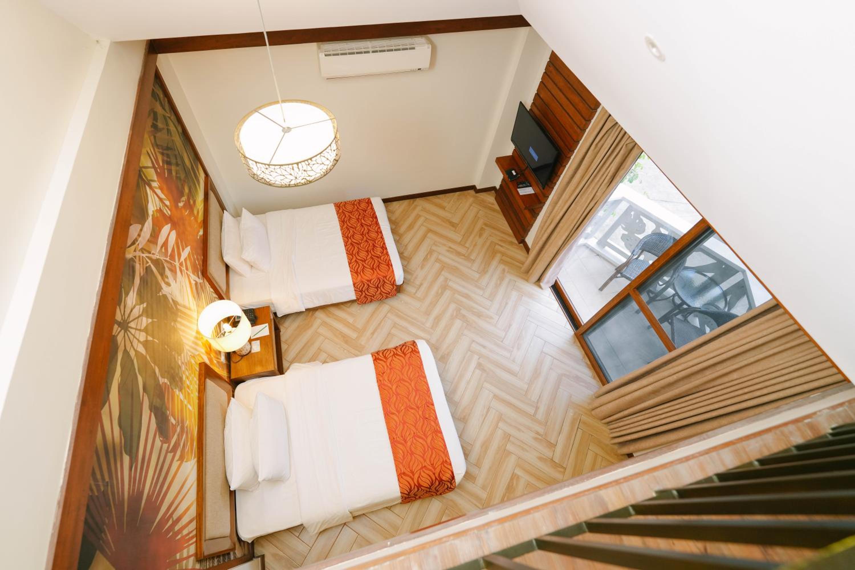Deluxe Quadruple Room - Photo 2