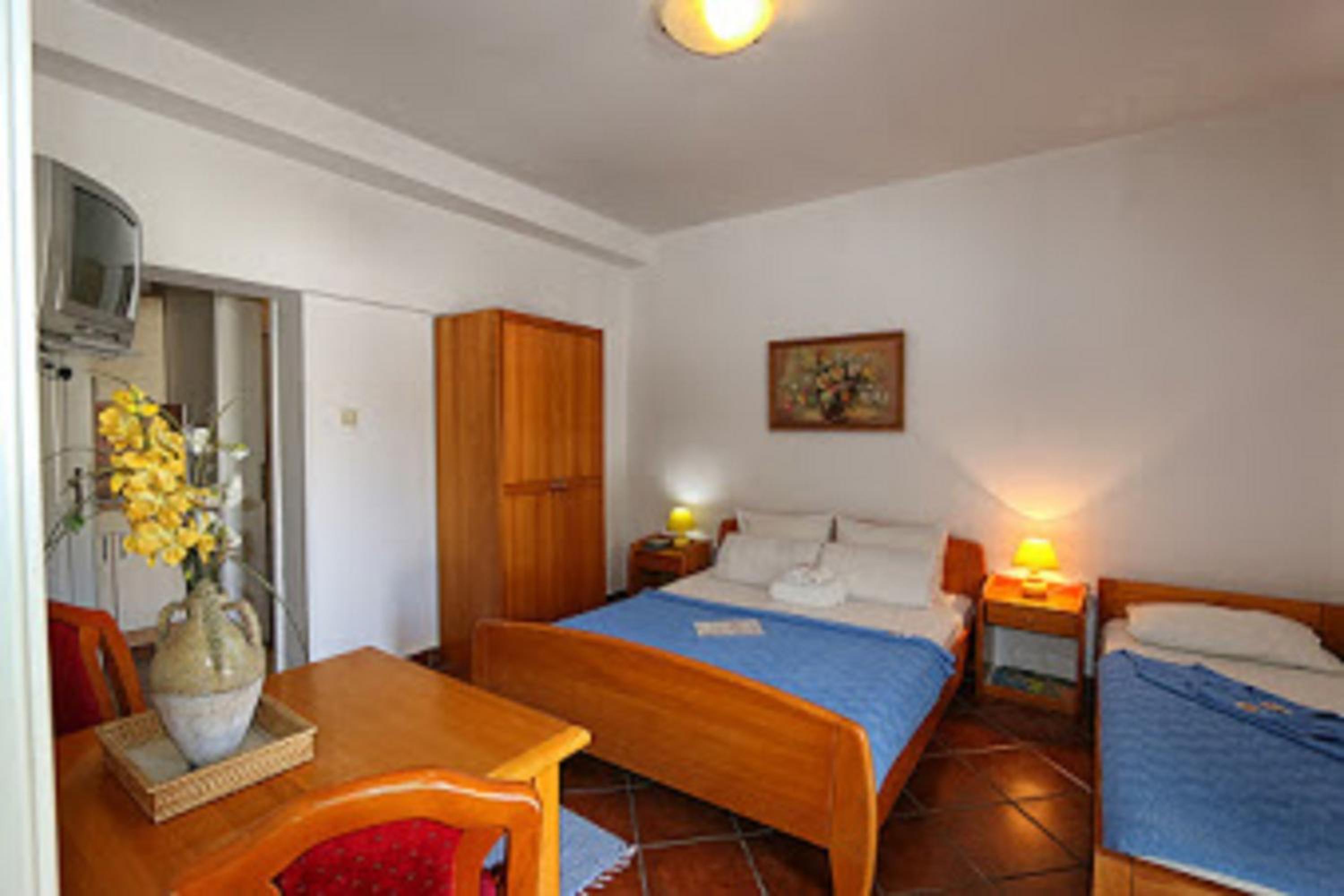 Apartment for 4-7 People